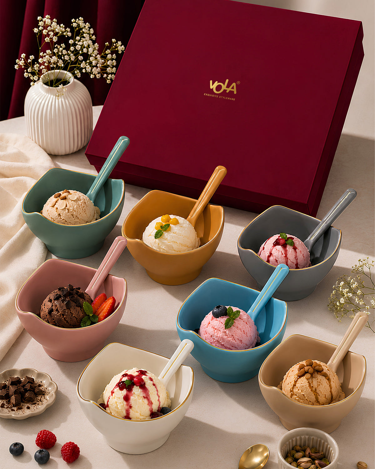 Bloom Vegas Fine Porcelain Dessert Set with Gold Detailing - Set of 6