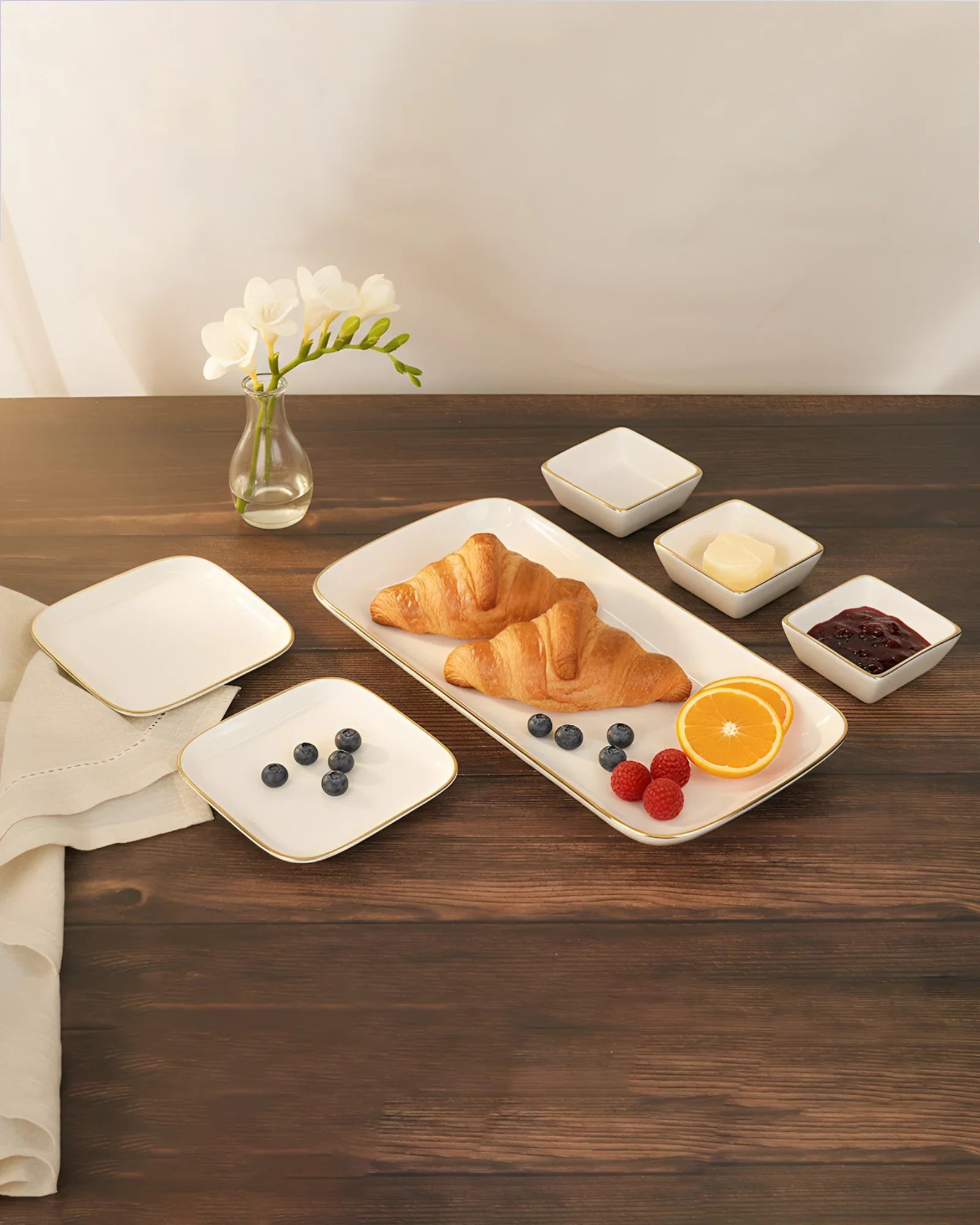 Pristine Collection Rectangle Charm with Dip Bowls – 6 Pc Porcelain Serving Set | Gold Rim