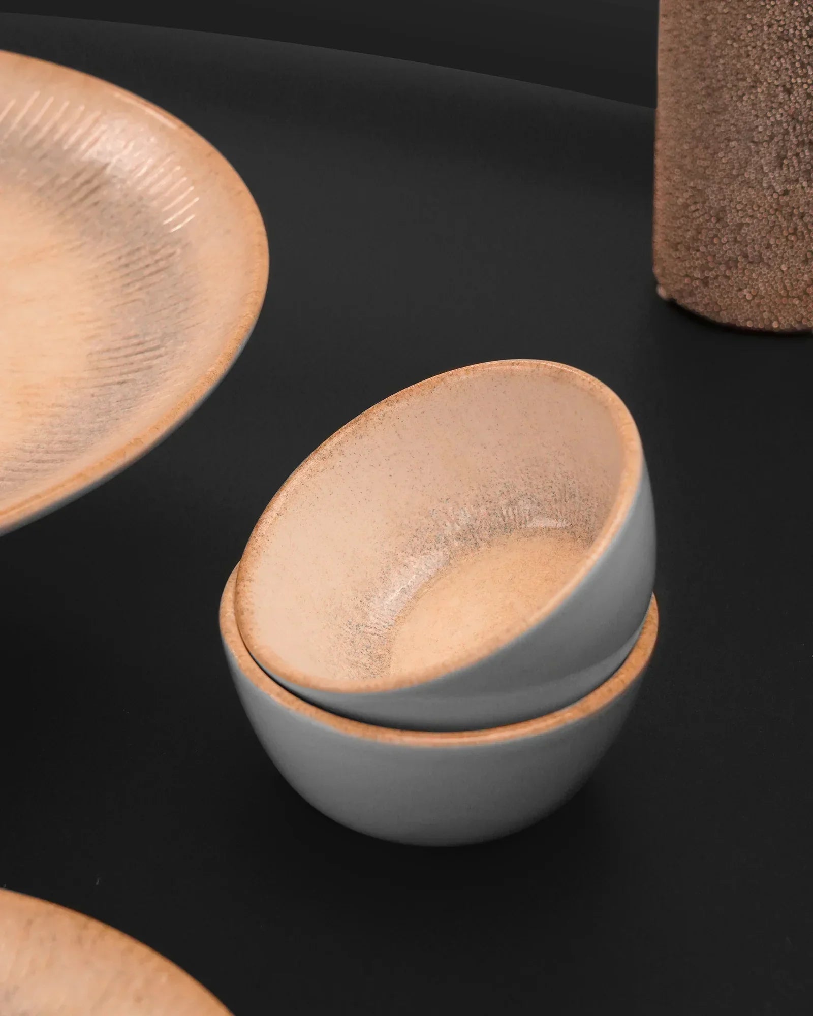 Pixel Nebula Fine Porcelain Dinnerware Set of 20 – Celestial-Inspired Design - Vola Global