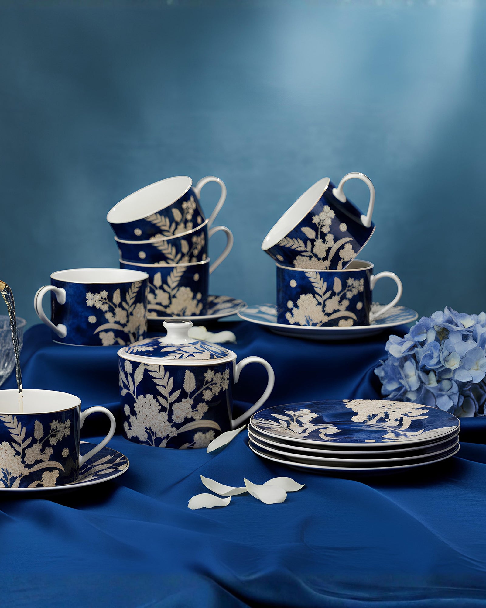 Midnight Fleur 17-Piece Tea Set | LEGACY Collection