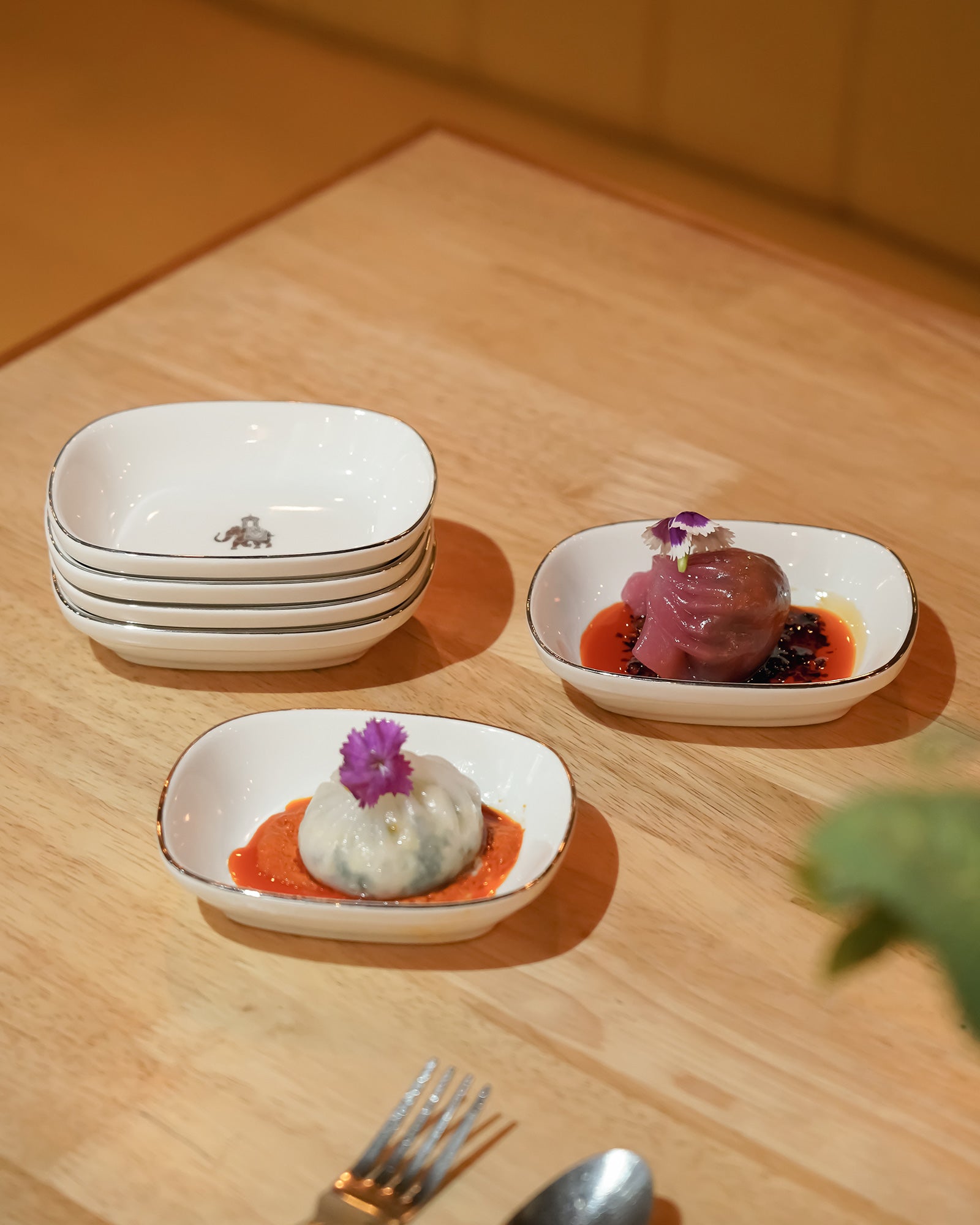 Gaj Rectangle Serving Bowls – Small | Set of 6 Porcelain Bowls with Platinum Rim & Elephant Motif