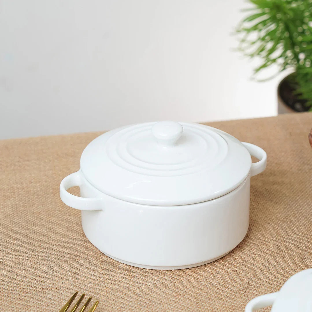 Prisma Fine Porcelain Round Casserole Set with Lids (10 cm, 12 cm & 14 cm) – Ivory Silk Cook & Serve - Vola Global