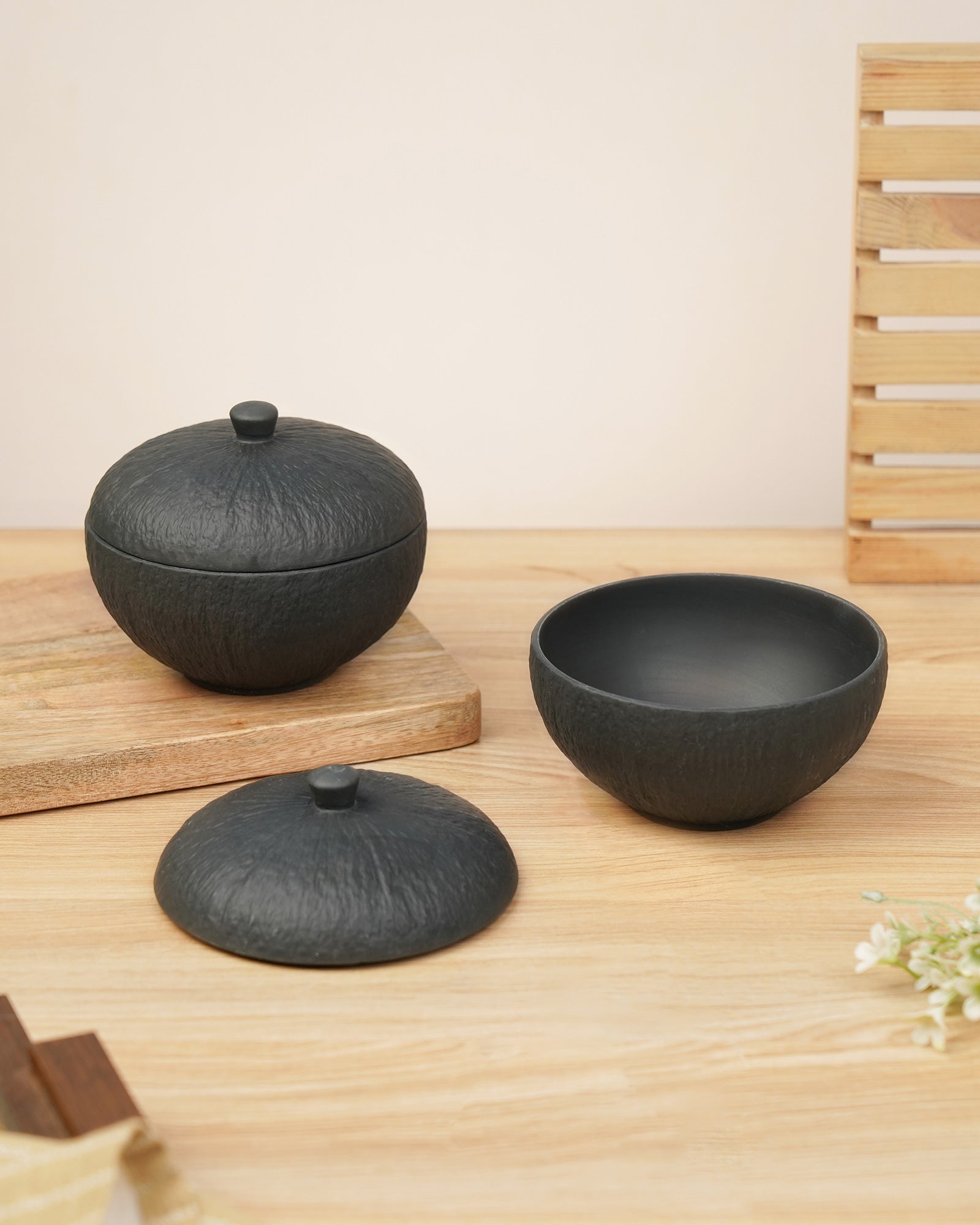 Vogue Fine Porcelain Bowls with Lids – Elegant Kitchen & Dining Serveware - Vola Global