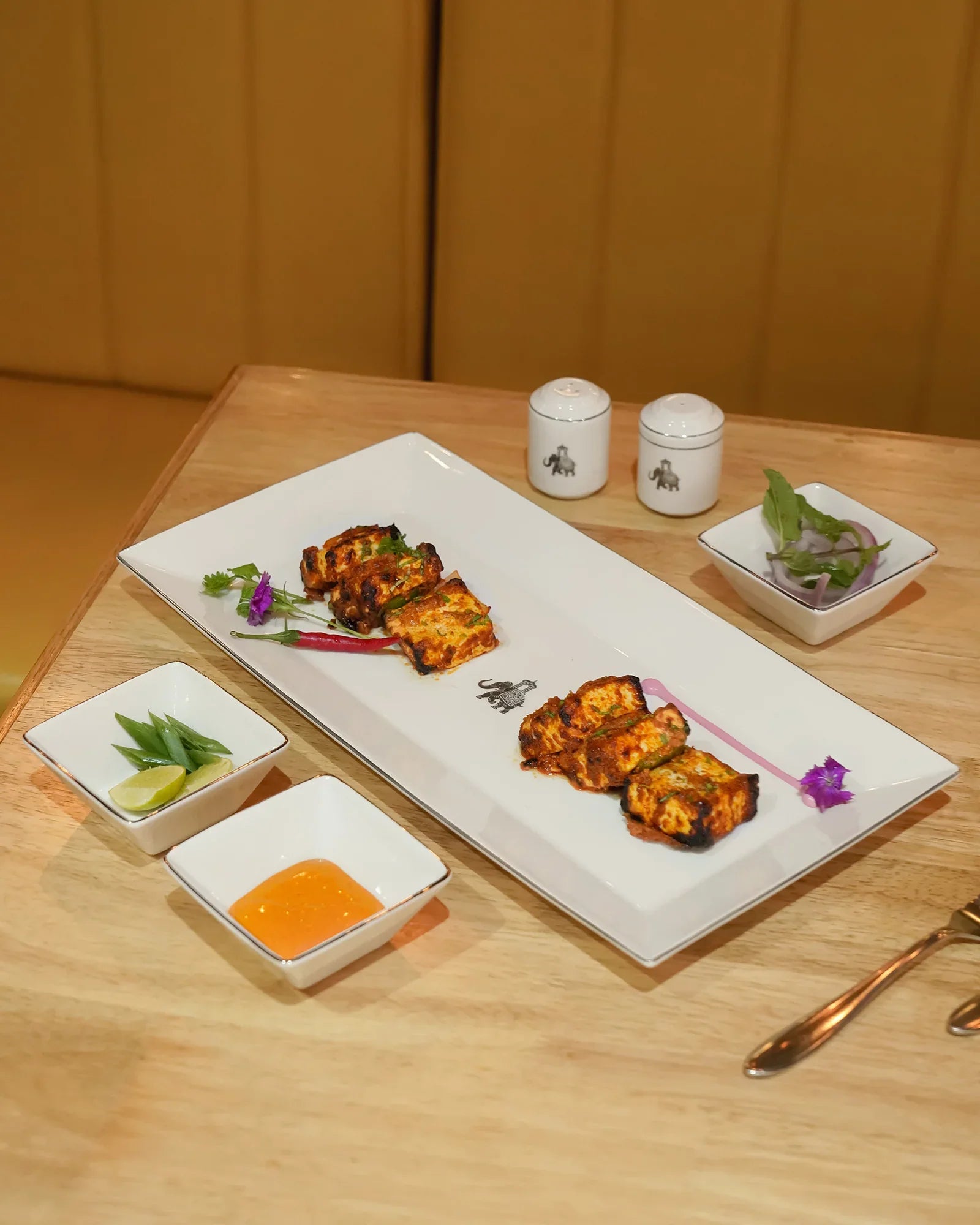 Gaj Series Fine Porcelain Snack Set of 6 – Includes Edge Platter, Bowls & Salt & Pepper Shakers - Vola Global