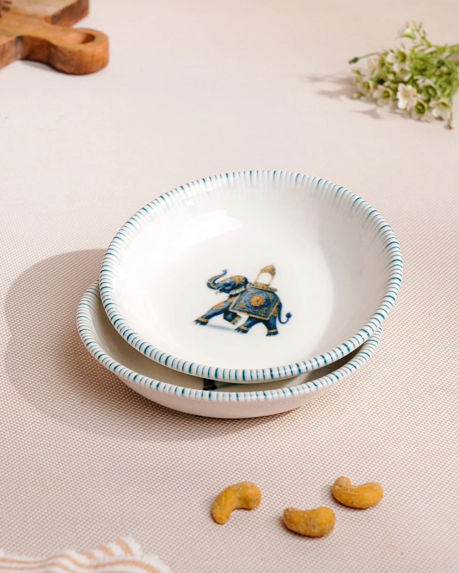 Pixel Chat Plate Set of 2 – Elegant Fine Porcelain Snack Plates with Modern Pixel Design - Vola Global