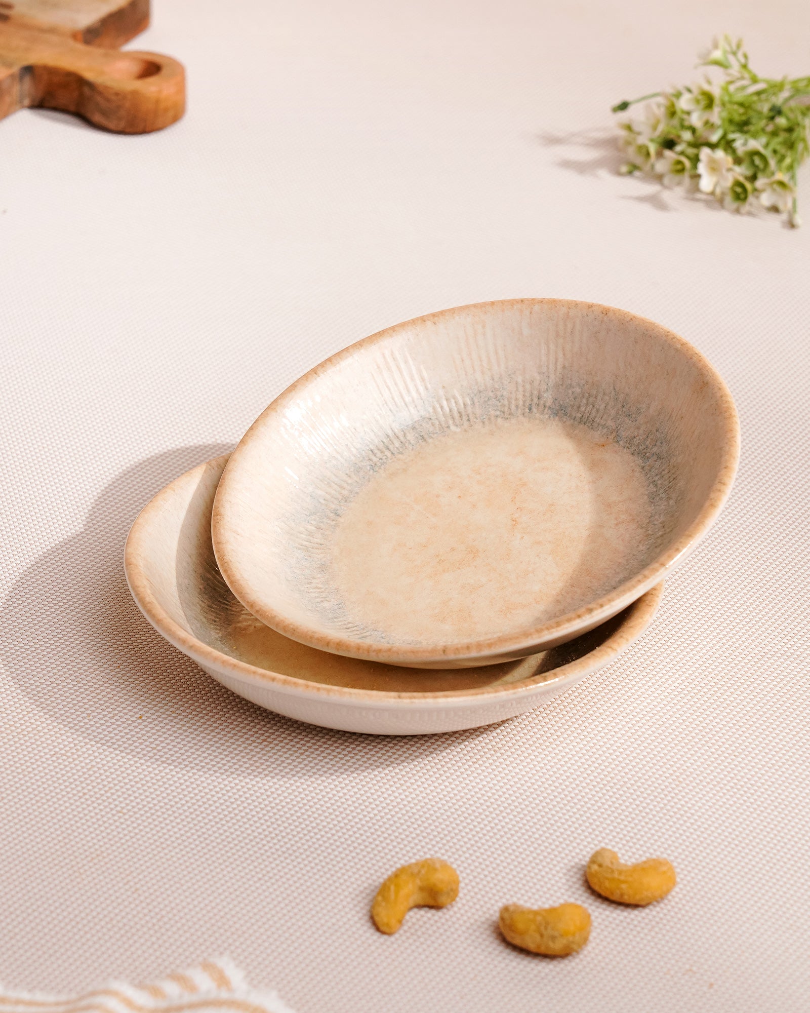 Pixel Chat Plate Set of 2 β Elegant Fine Porcelain Snack Plates with Modern Pixel Design - Vola Global