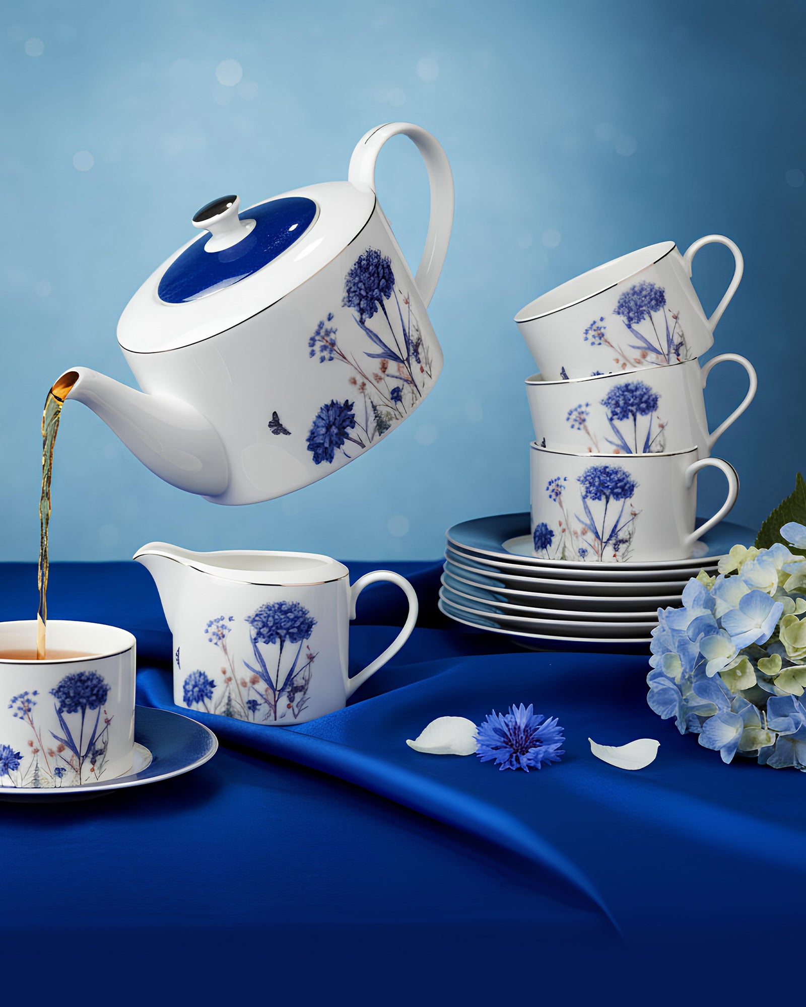 Vola Jardin Blue 17-Pc Tea Set | 24K Gold Legacy Edition