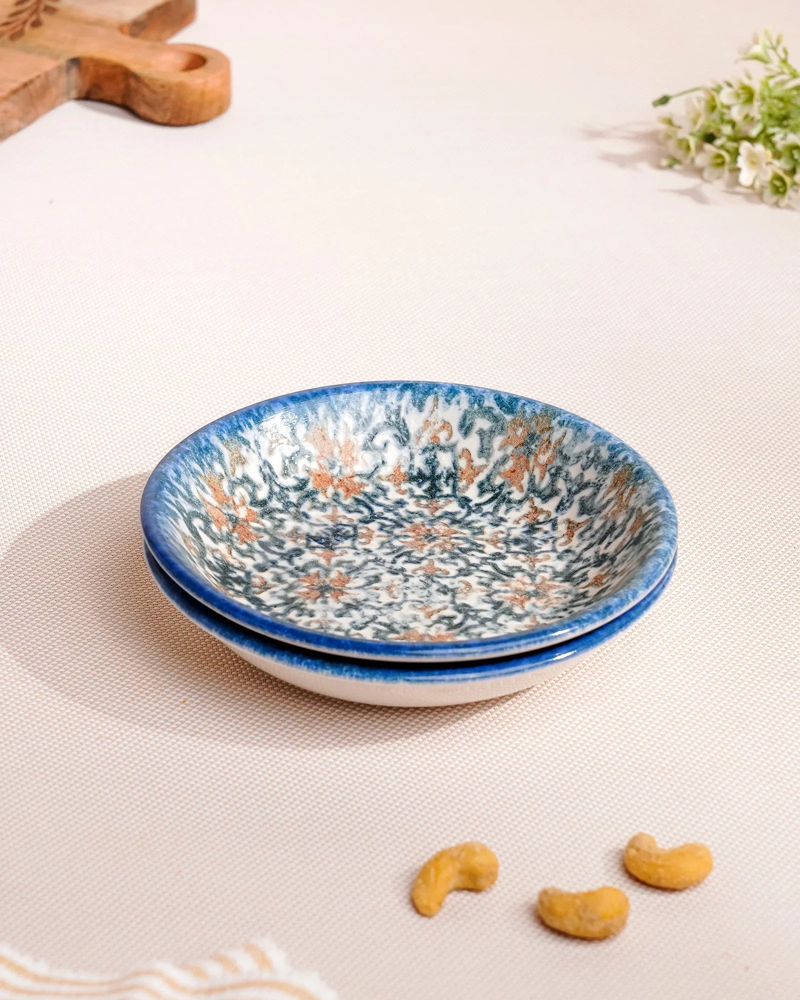 Pixel Chat Plate Set of 2 – Elegant Fine Porcelain Snack Plates with Modern Pixel Design - Vola Global