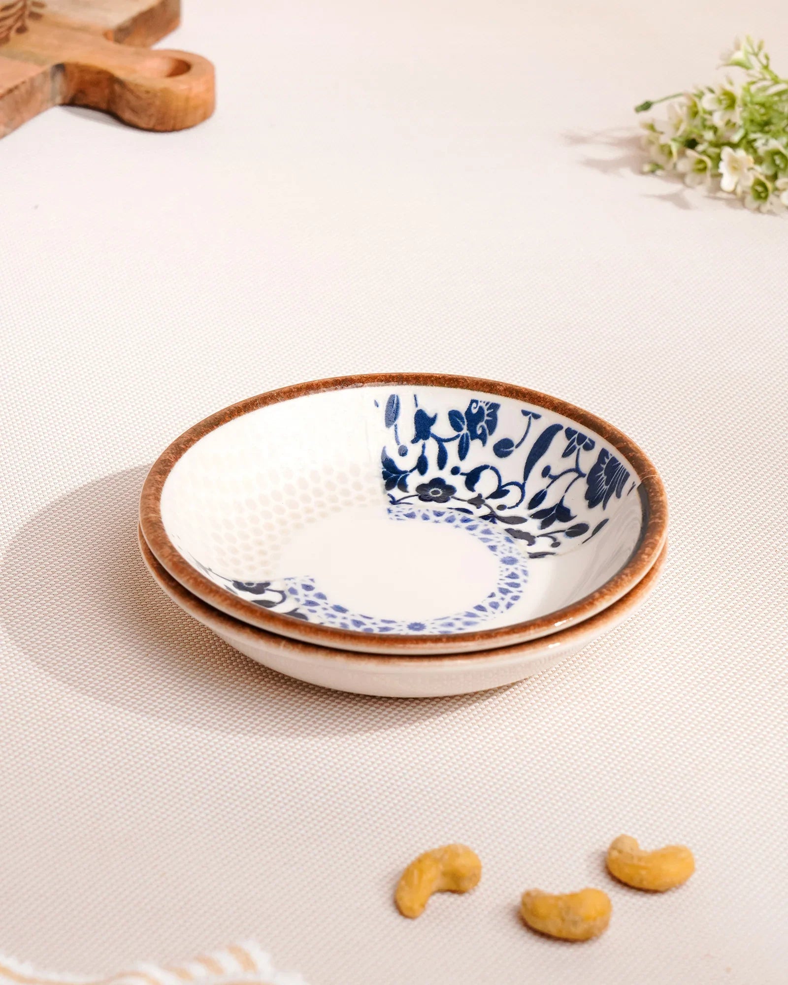 Pixel Chat Plate Set of 2 – Elegant Fine Porcelain Snack Plates with Modern Pixel Design - Vola Global