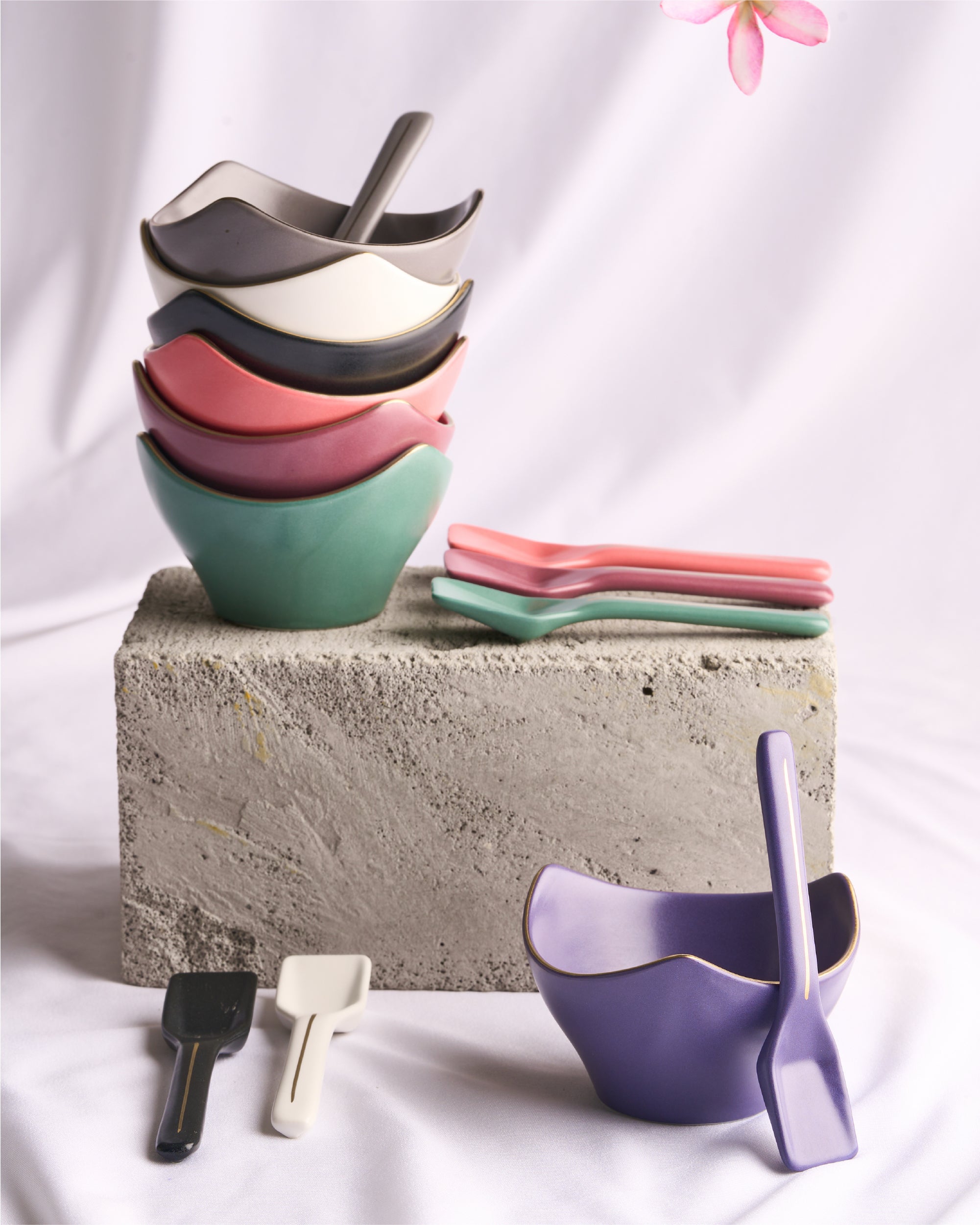 Bloom Vegas Dessert Set - Indulge in Sweet Moments of Elegance - Vola Global