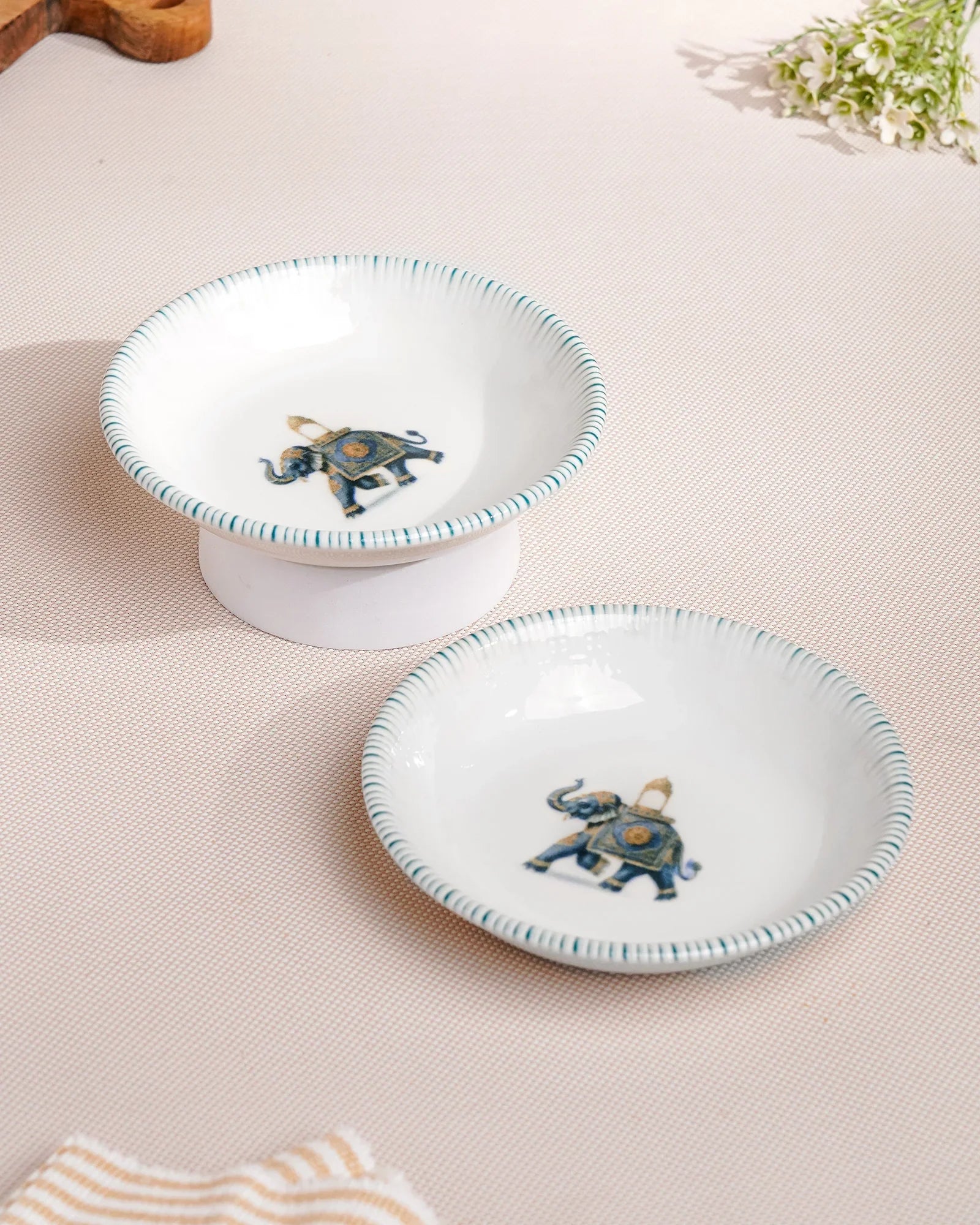 Pixel Chat Plate Set of 2 – Elegant Fine Porcelain Snack Plates with Modern Pixel Design - Vola Global