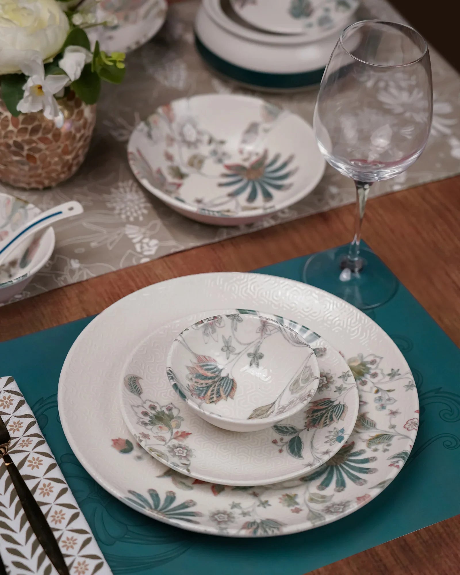 Pixel Jacobean Fine Porcelain Dinnerware Set of 35 – Celestial-Inspired Design - Vola Global
