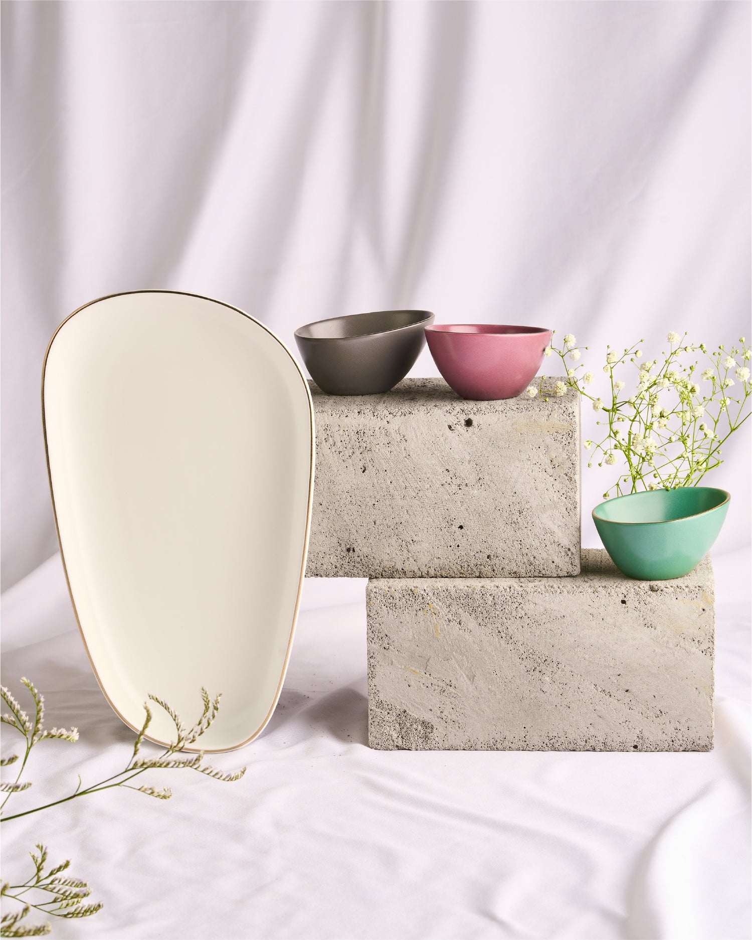 Isle Oval Combo / Pebble Grey; Viridian Green; Lavender Herb || Eleganza Combo - Elevate Your Table Setting with Stylish Simplicity - Vola Global