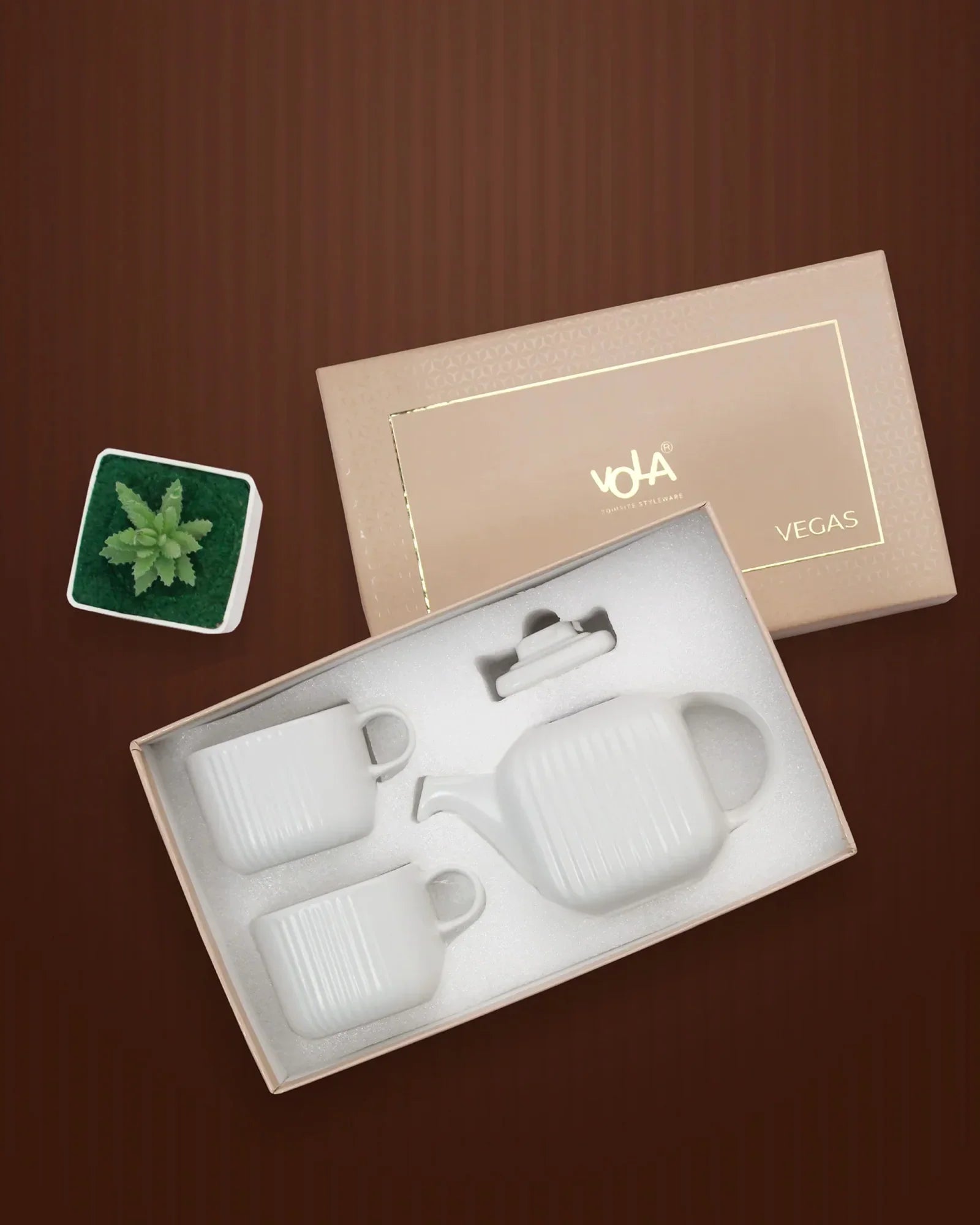 Bloom Tea Trio – Porcelain Tea Set with 2 Mugs & 1 Teapot | Elegant Set for Gifting & Daily Use - Vola Global