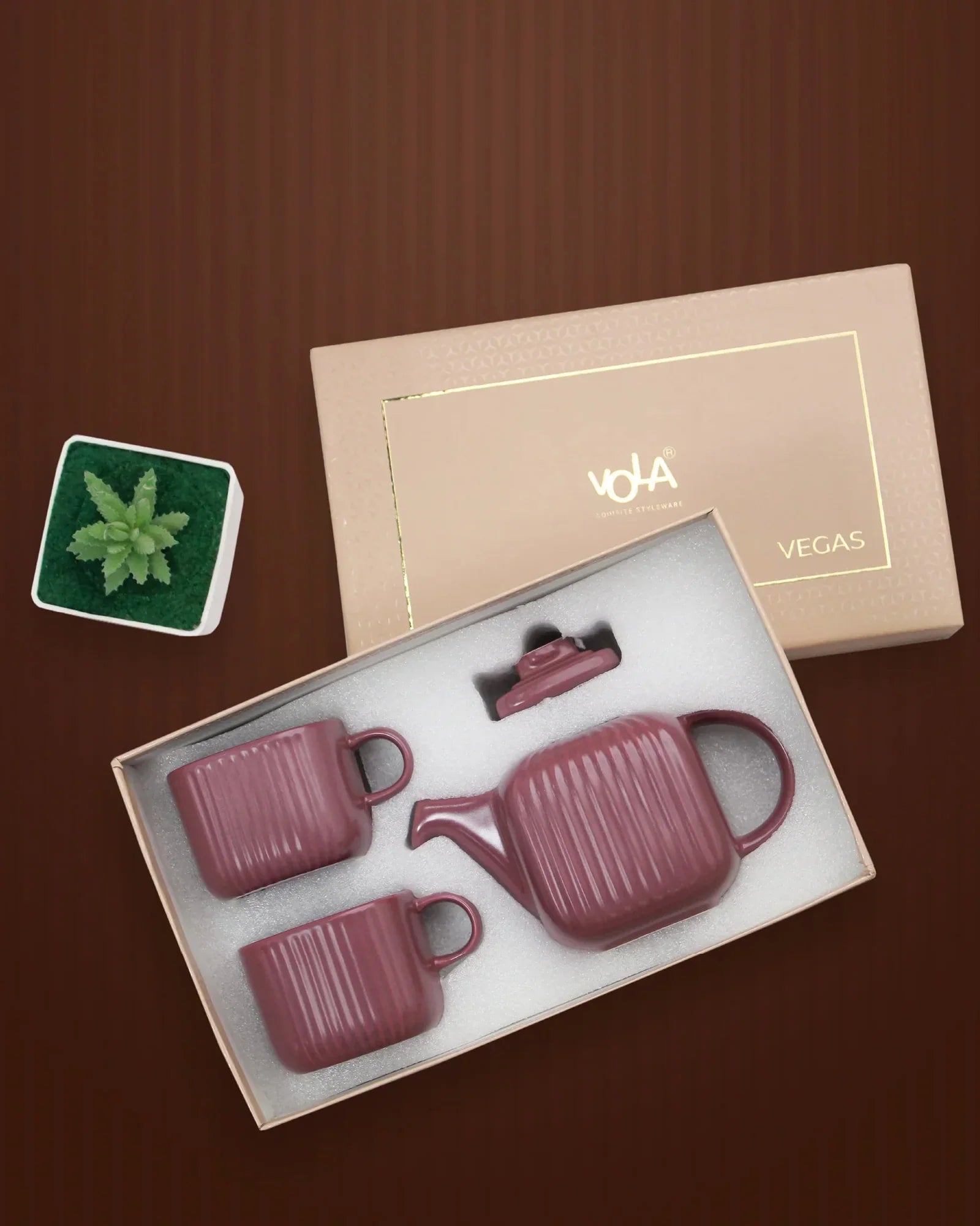Bloom Tea Trio – Porcelain Tea Set with 2 Mugs & 1 Teapot | Elegant Set for Gifting & Daily Use - Vola Global