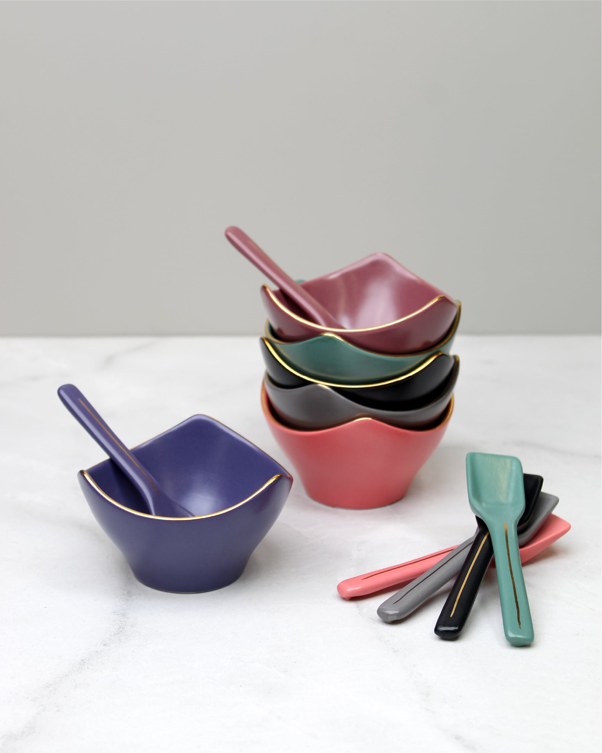 Bloom Vegas Dessert Set - Indulge in Sweet Moments of Elegance - Vola Global