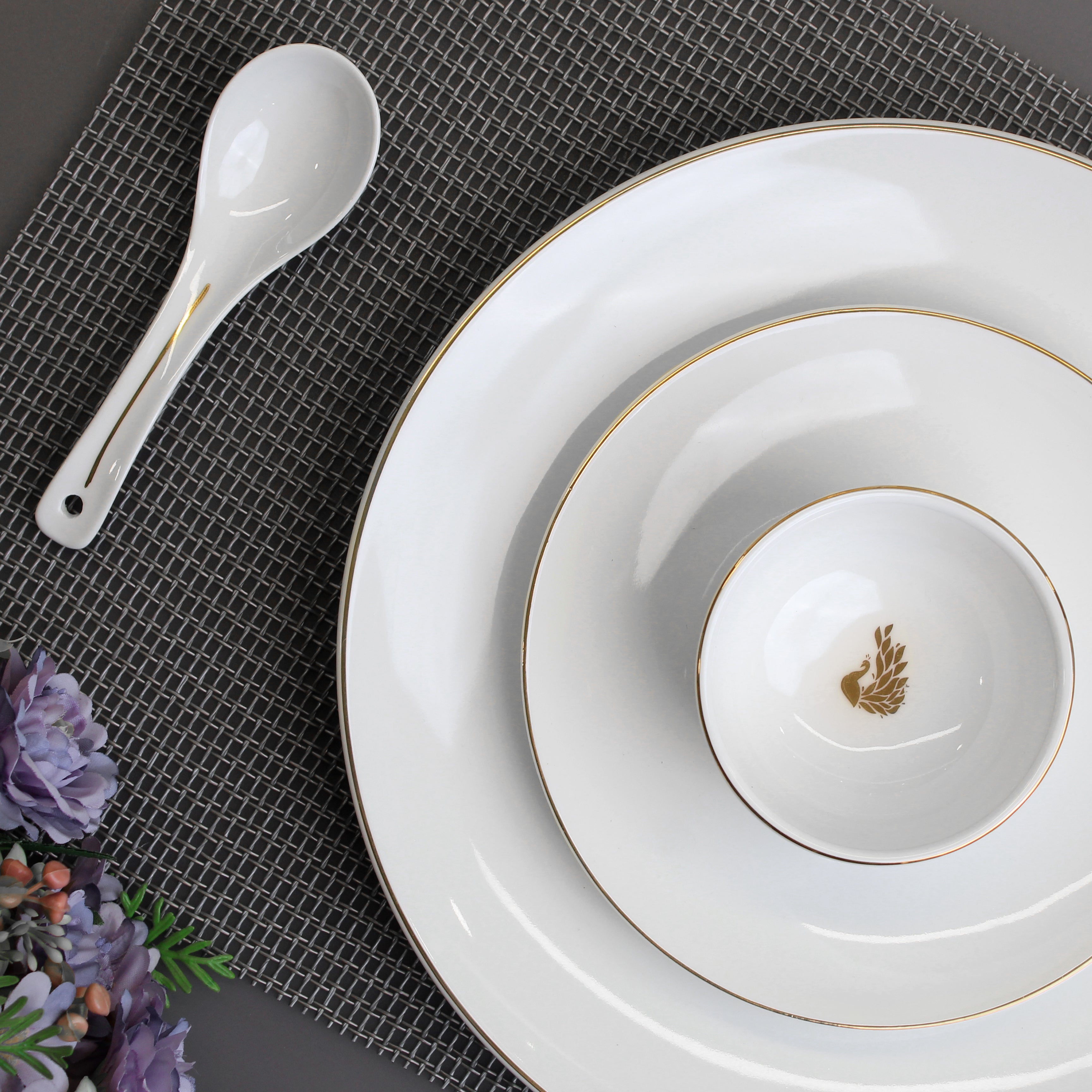 Royale Luxury Dinner set - Ḿyur Gold - 33pcs - Vola Global