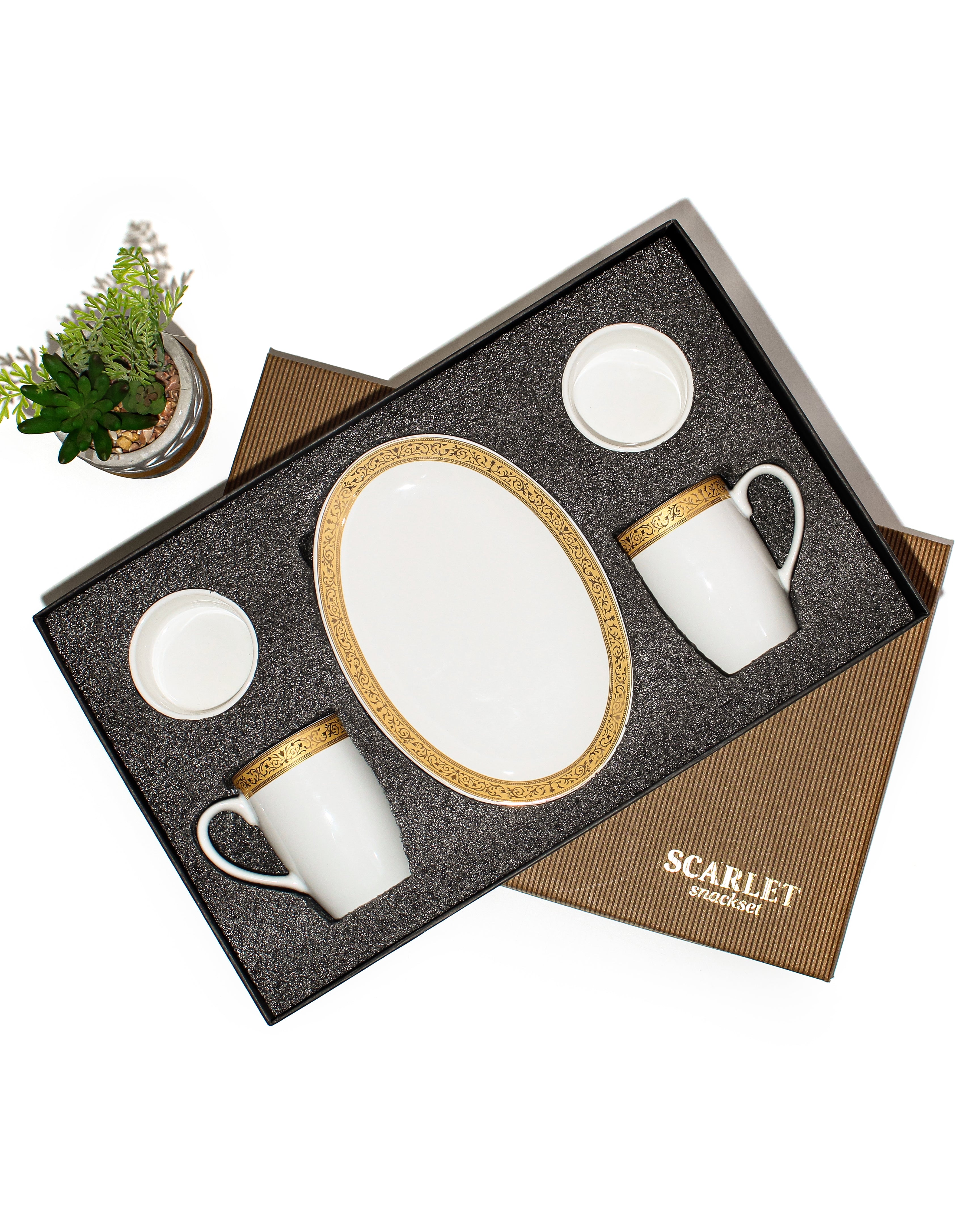 Scarlet Snack two oval plates and two bowls | beautiful snack set - Vola Global
