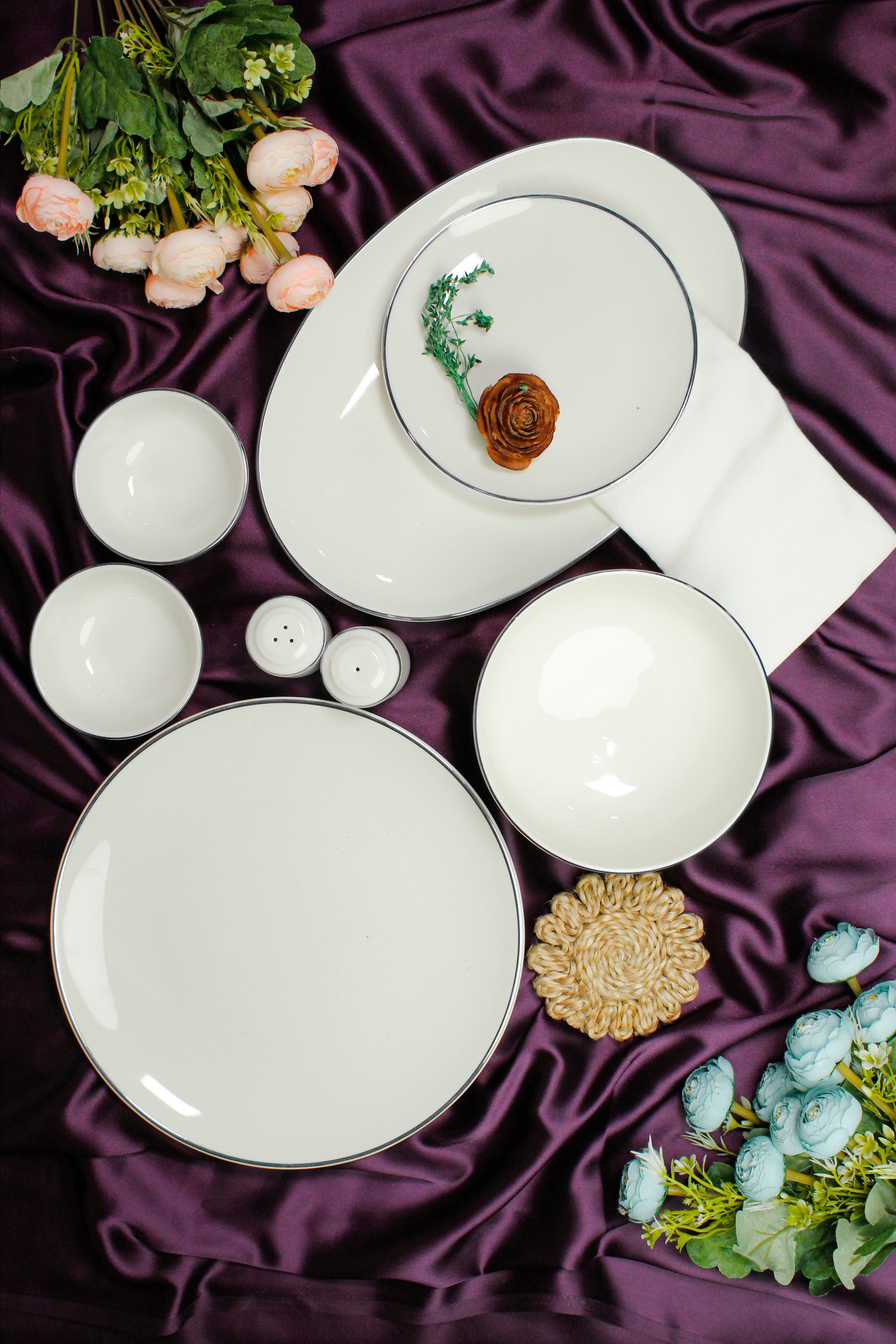 Royale Dinner Set - Gold & Platinum (23 pcs)