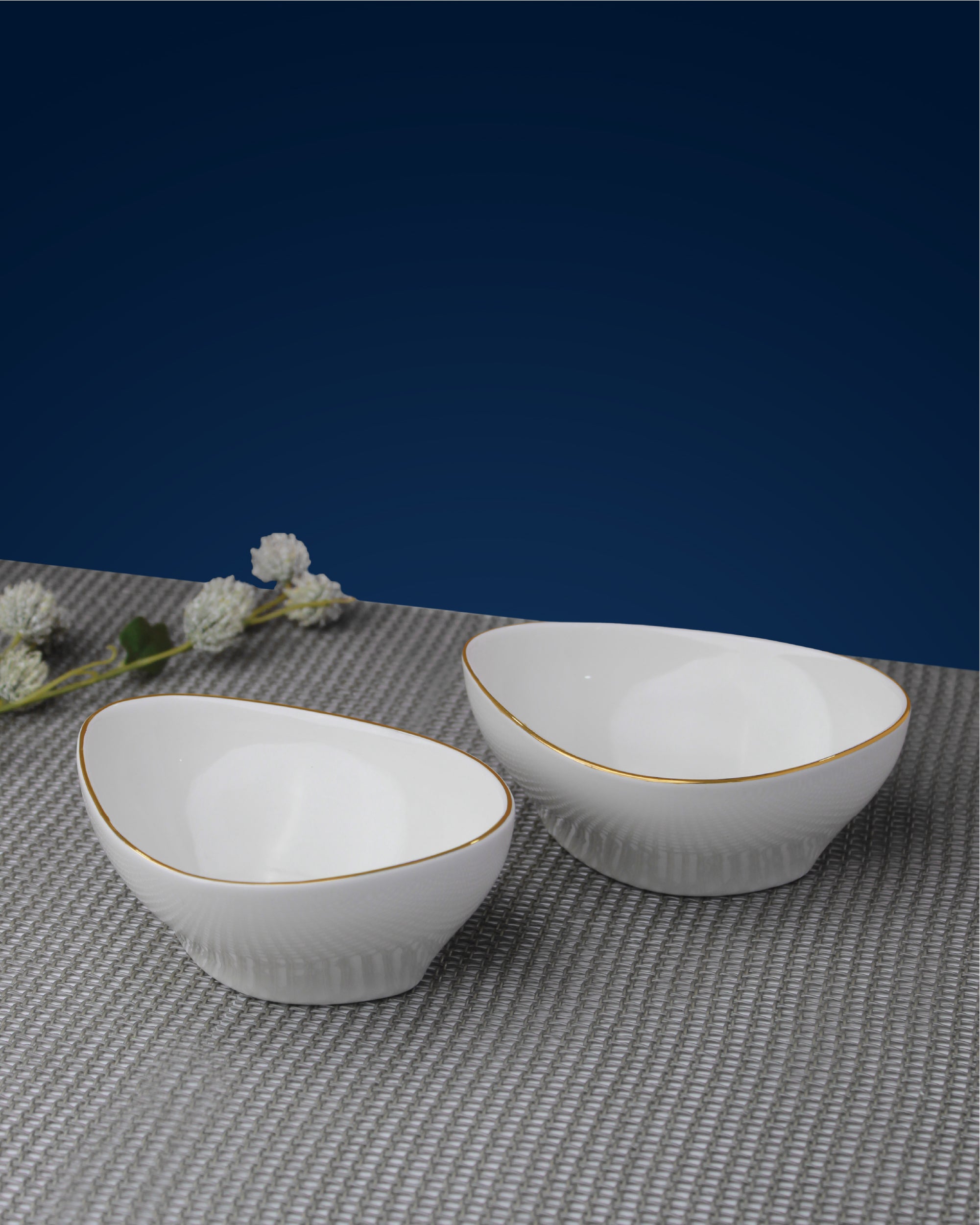 Pristine Triangle Bowl - 14cm - Set of 2