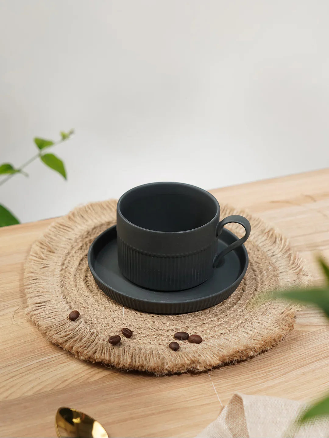 Vogue Stroke Fine Porcelain Cup &amp; Saucer Set of 4 – Artistic Brushstroke Design for Tea &amp; Coffee - Vola Global