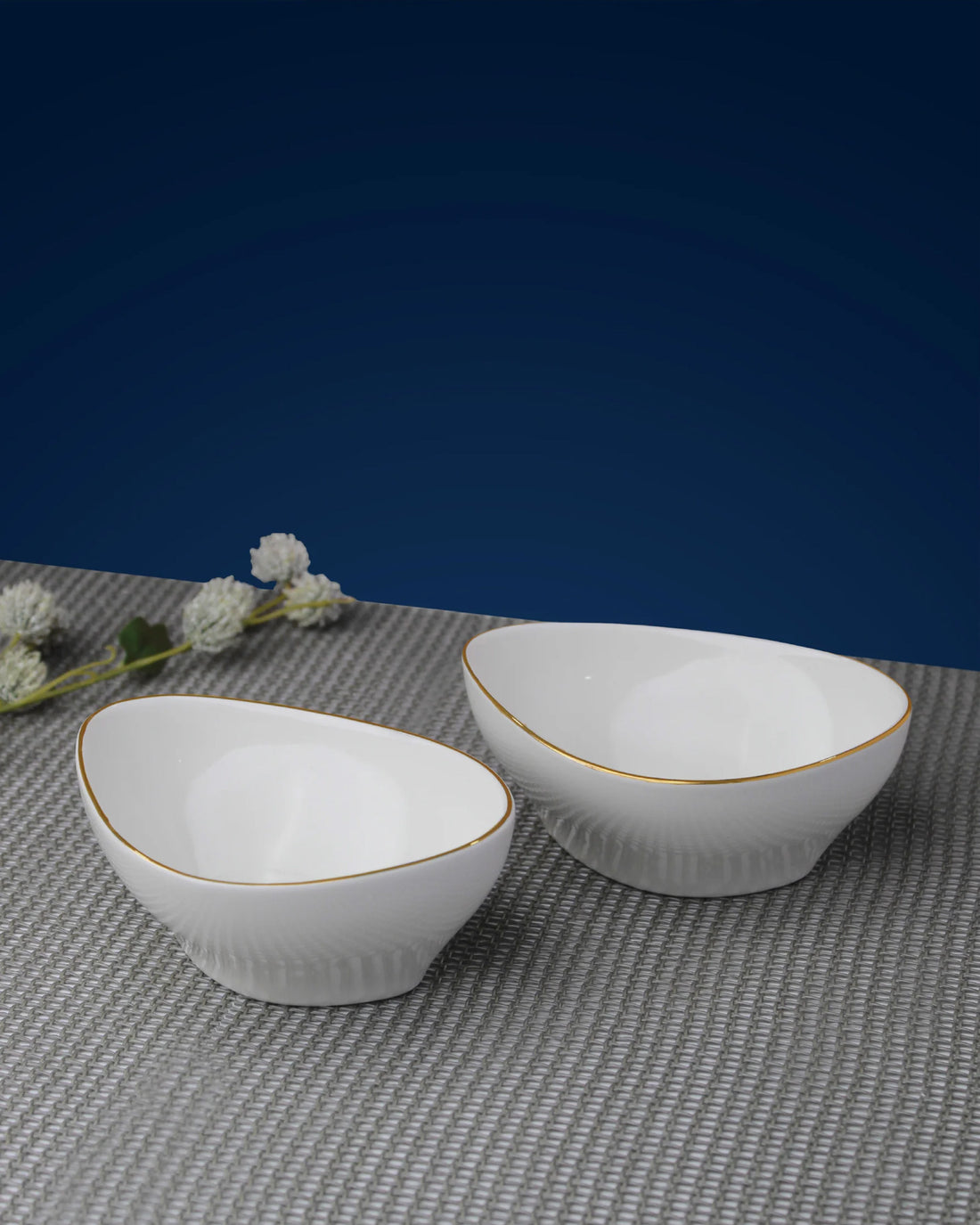 Pristine - Triangle Bowl - Set of 2