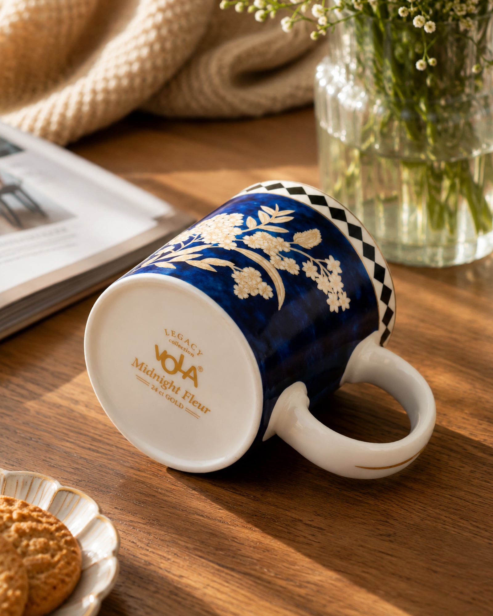 Vola Midnight Fleur LEGACY Collection 320ml 24 Carat Gold Mug