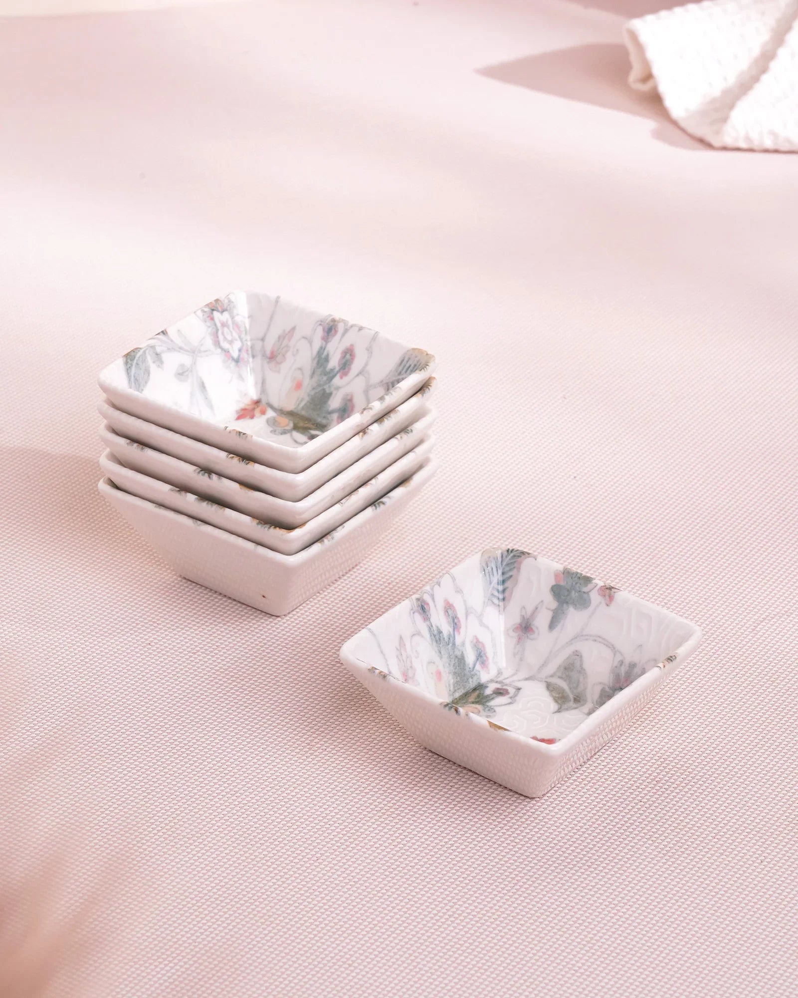 Pixel Edge Bowl Set of 6 – Elegant Fine Porcelain Bowls for Snacks - Vola Global