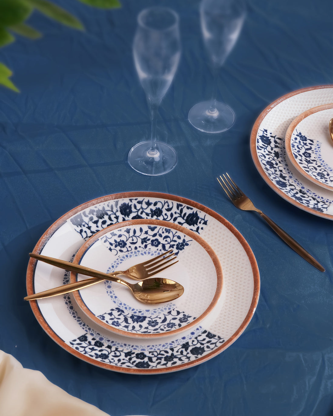 35 Pcs || Pixel Collection Dinnerware - Honeycomb Majesty