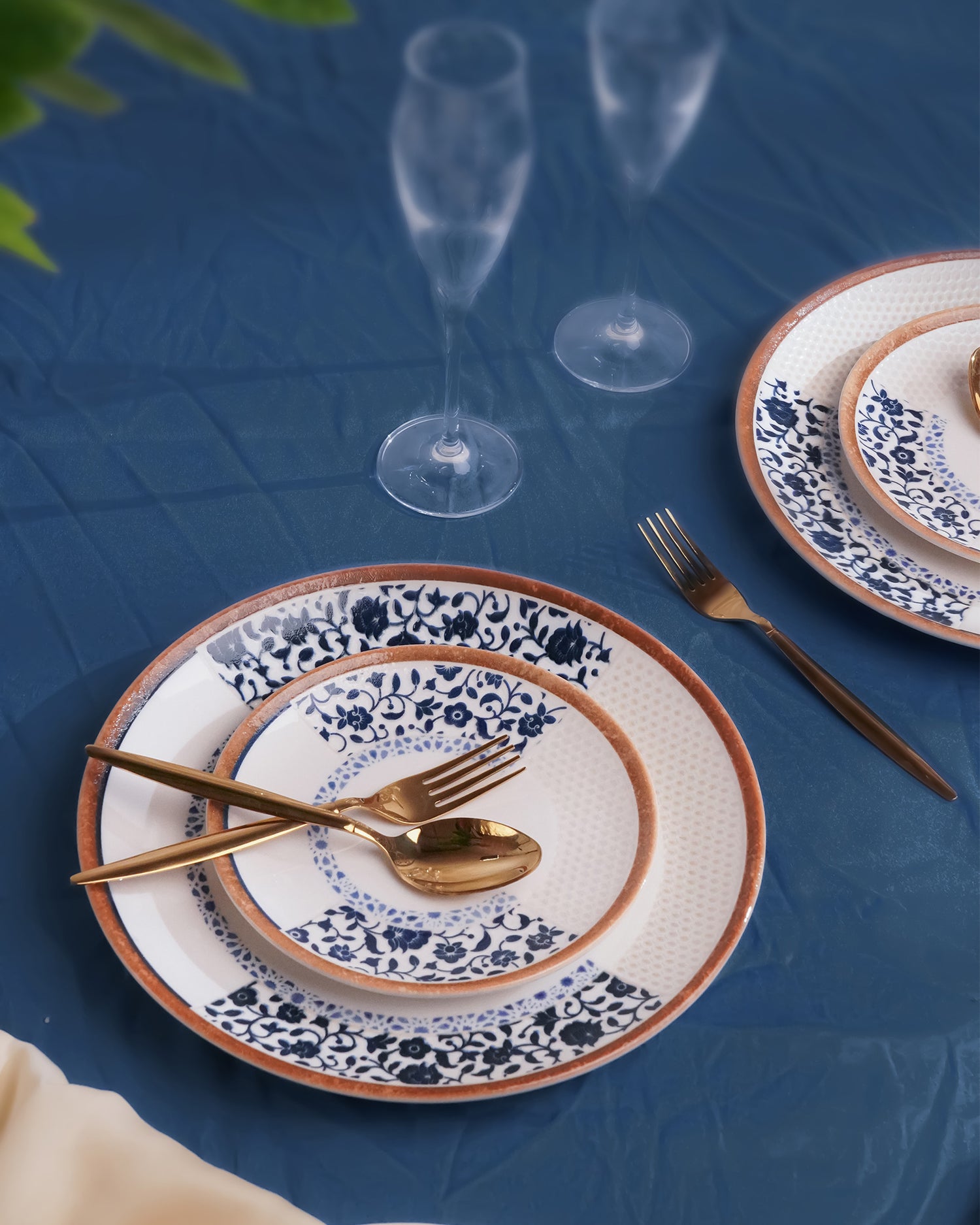 20 Pcs || Pixel Collection Dinnerware - Honeycomb Majesty
