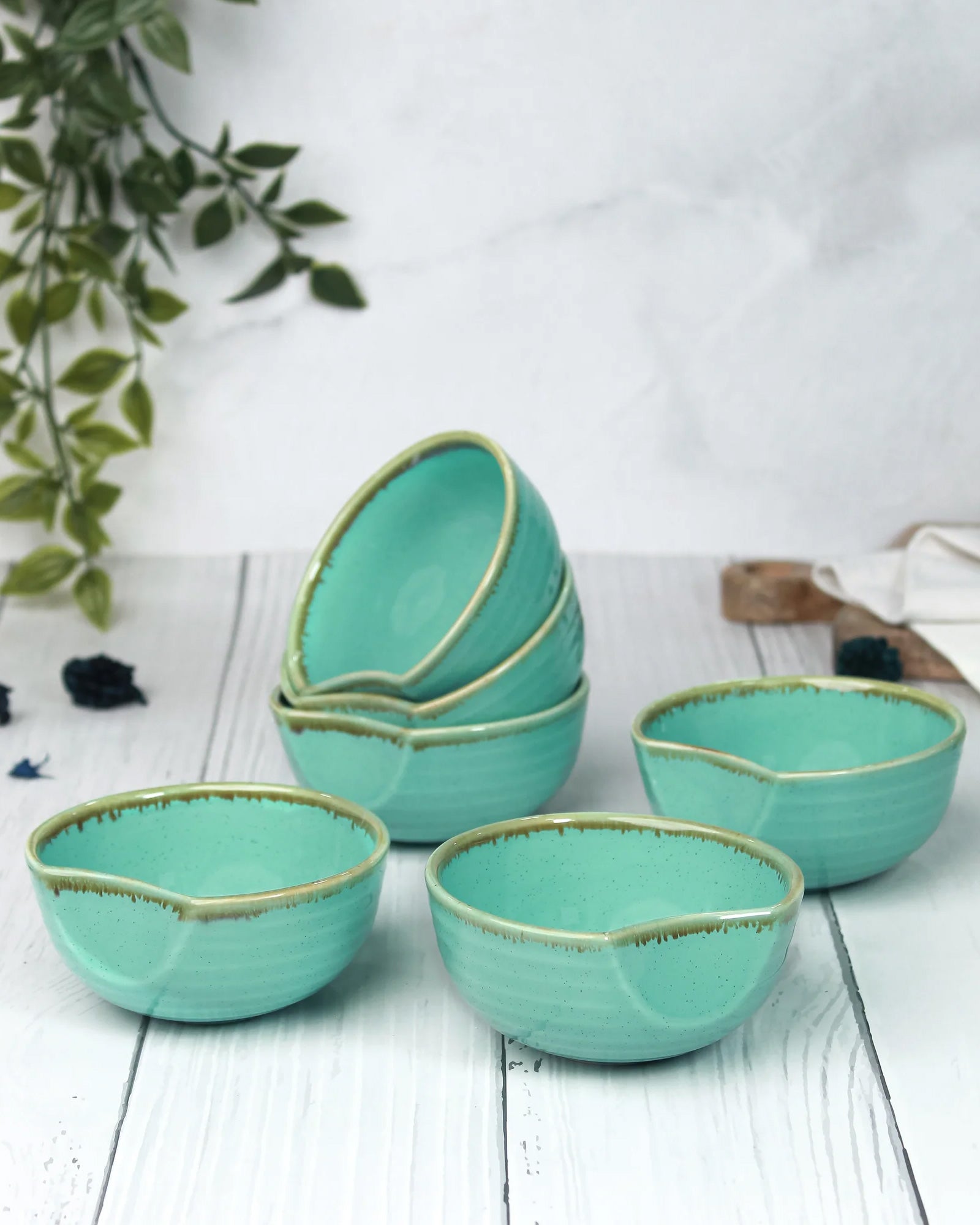 Magic mint || Organic thumb bowl - Set of 6