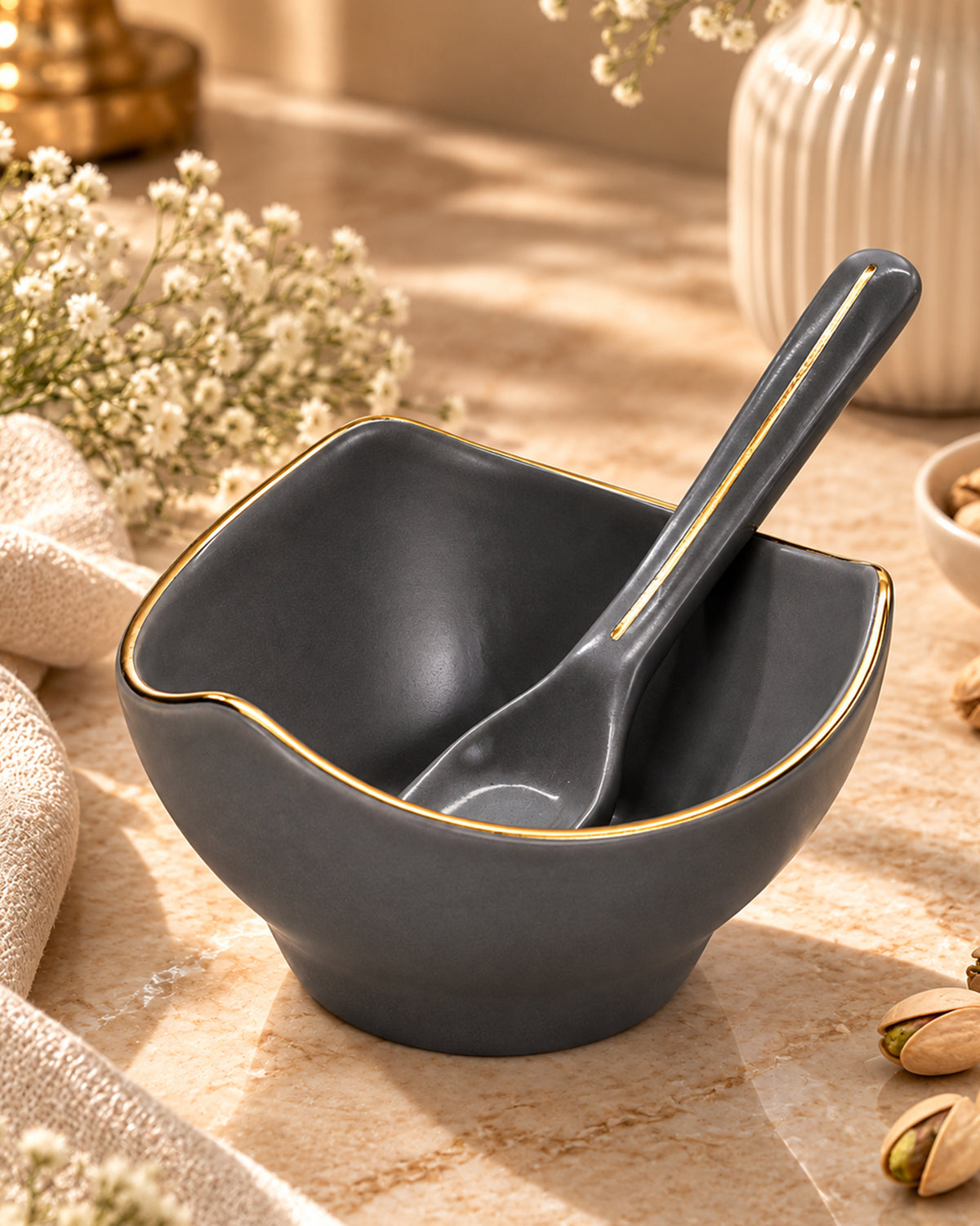 Bloom Vegas Fine Porcelain Dessert Set with Gold Detailing - Set of 6