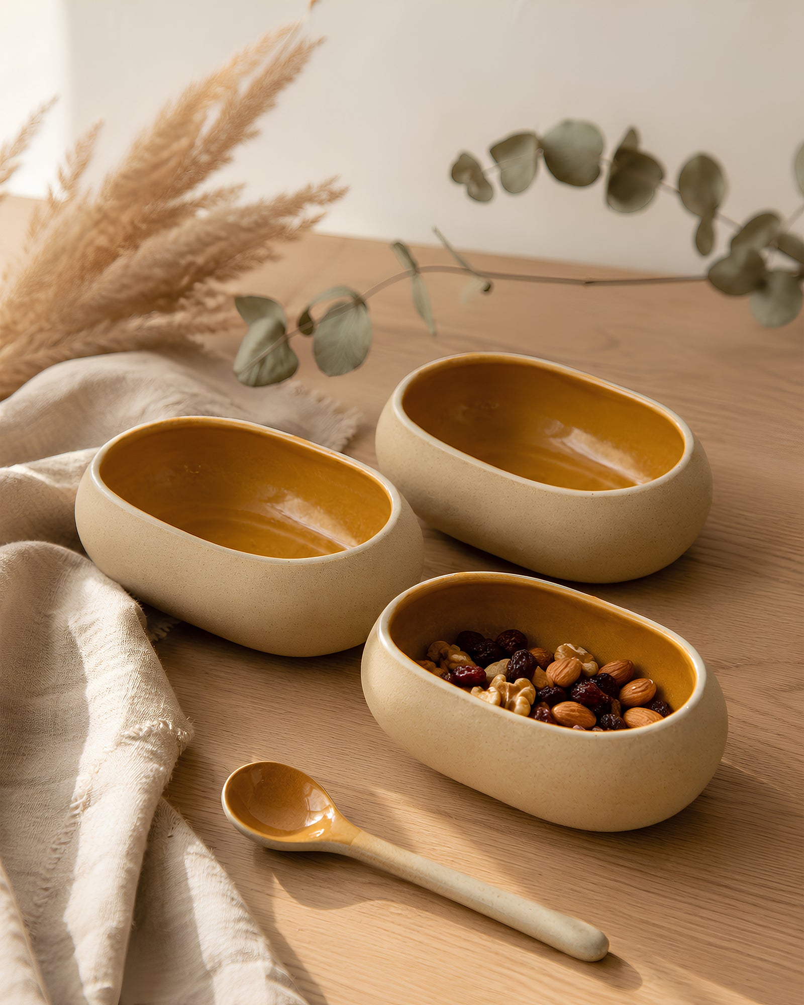 Earthen Soul Oval Porcelain Bowl Set of 3 | Vola Global