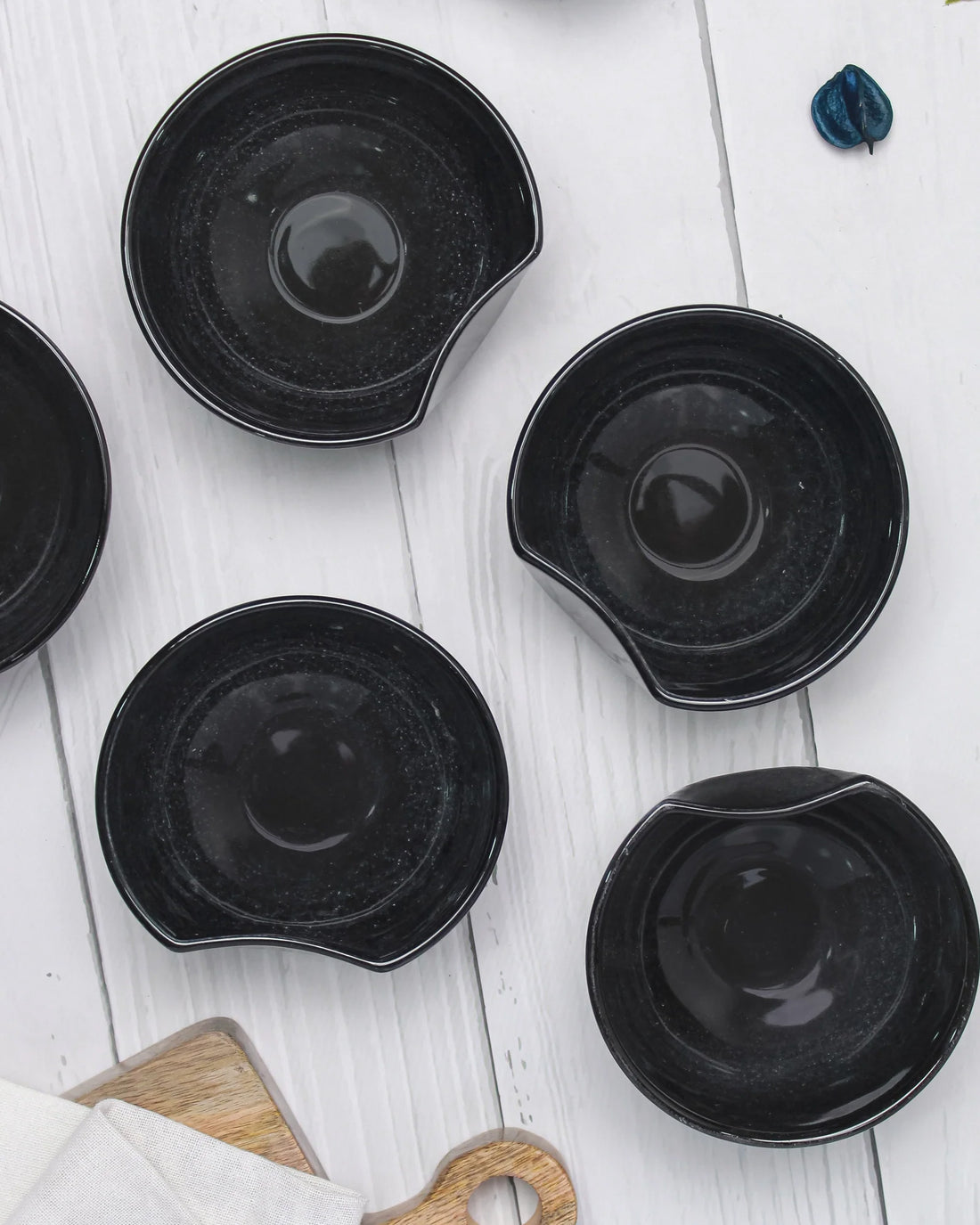 Charcoal black || Organic thumb bowl - Set of 6