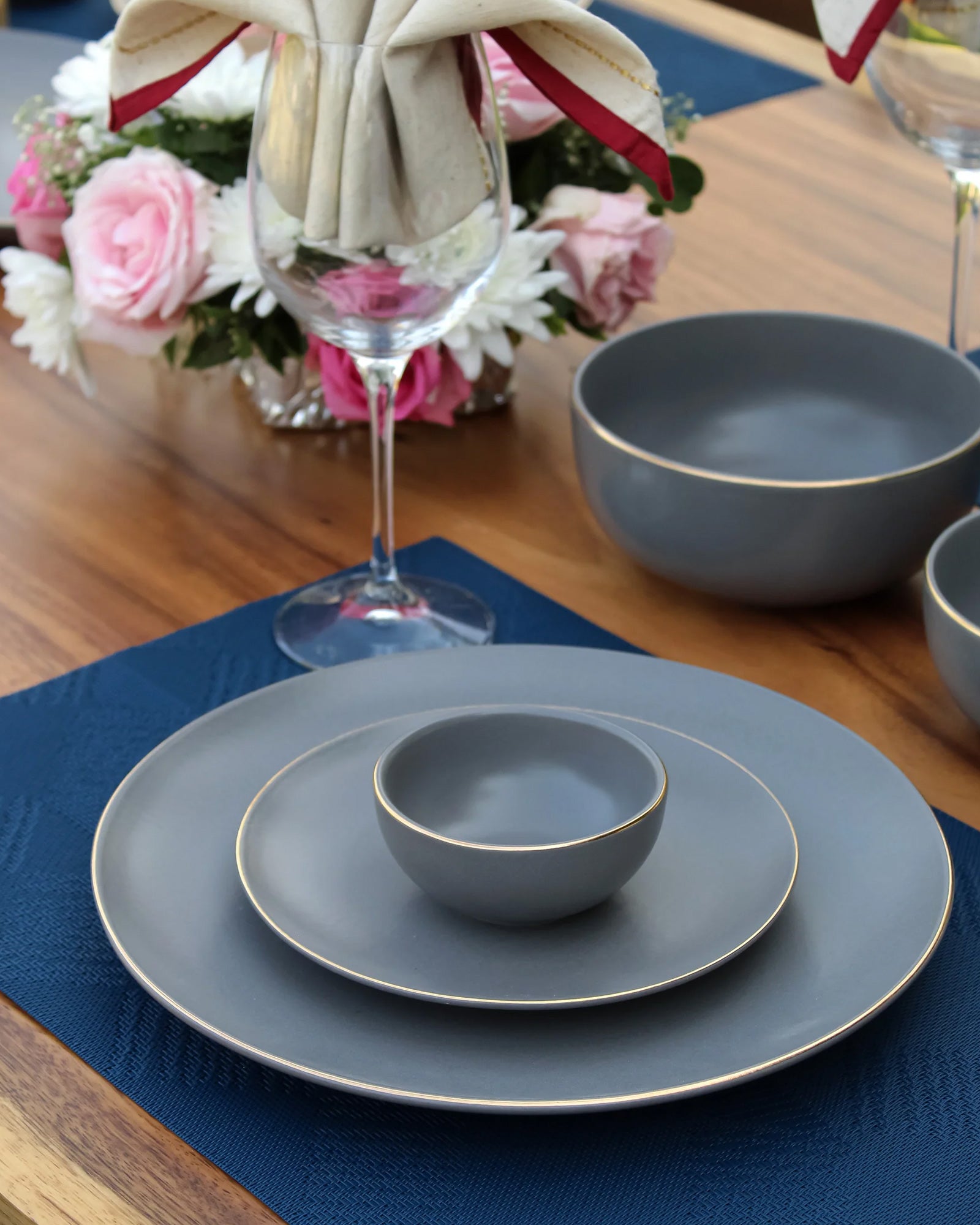 Pebble Grey || Bloom Dinner Set (23pcs)