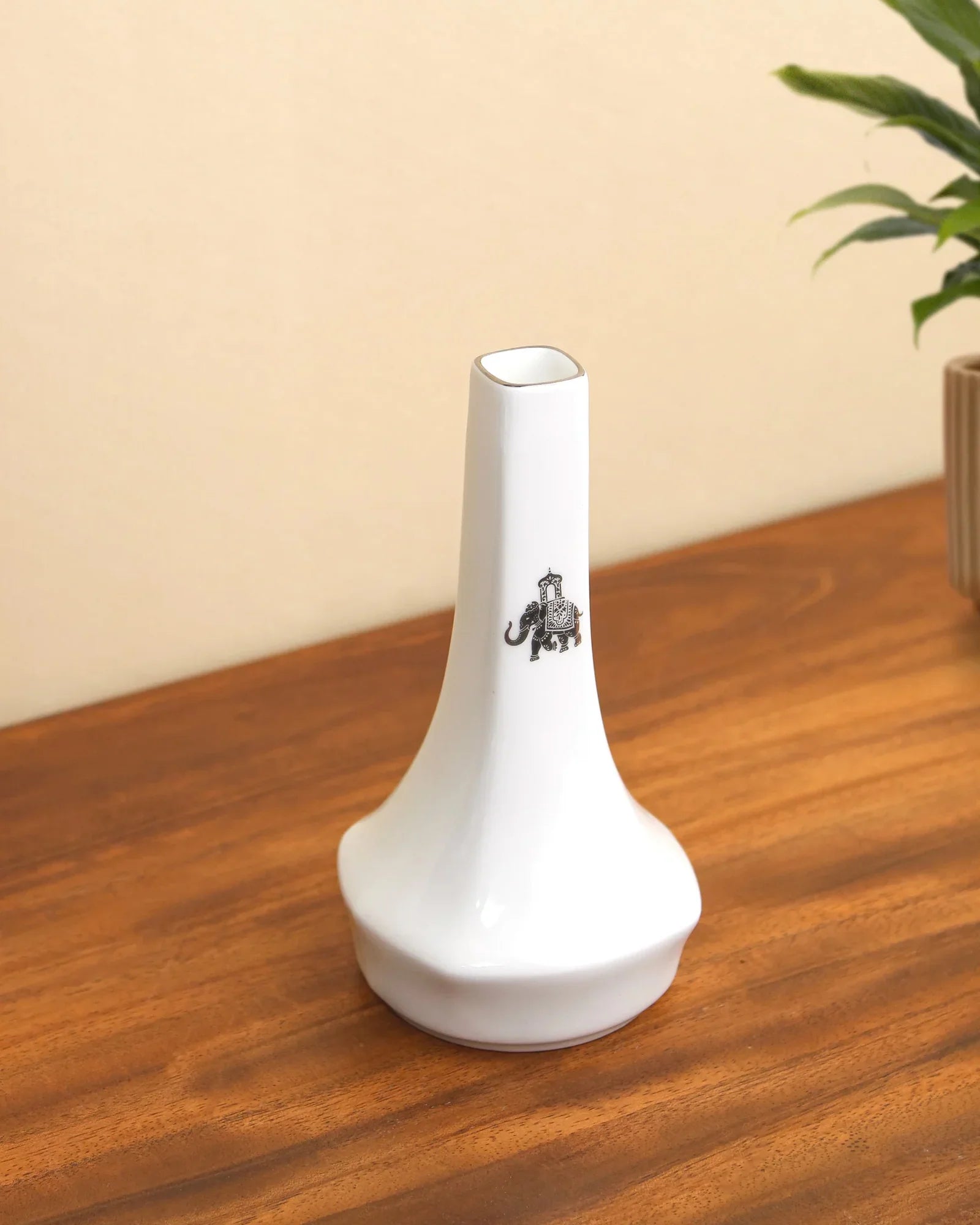 Gaj Modern Decorative Flower Vase – Elegant Fine Porcelain Home Accent - Vola Global