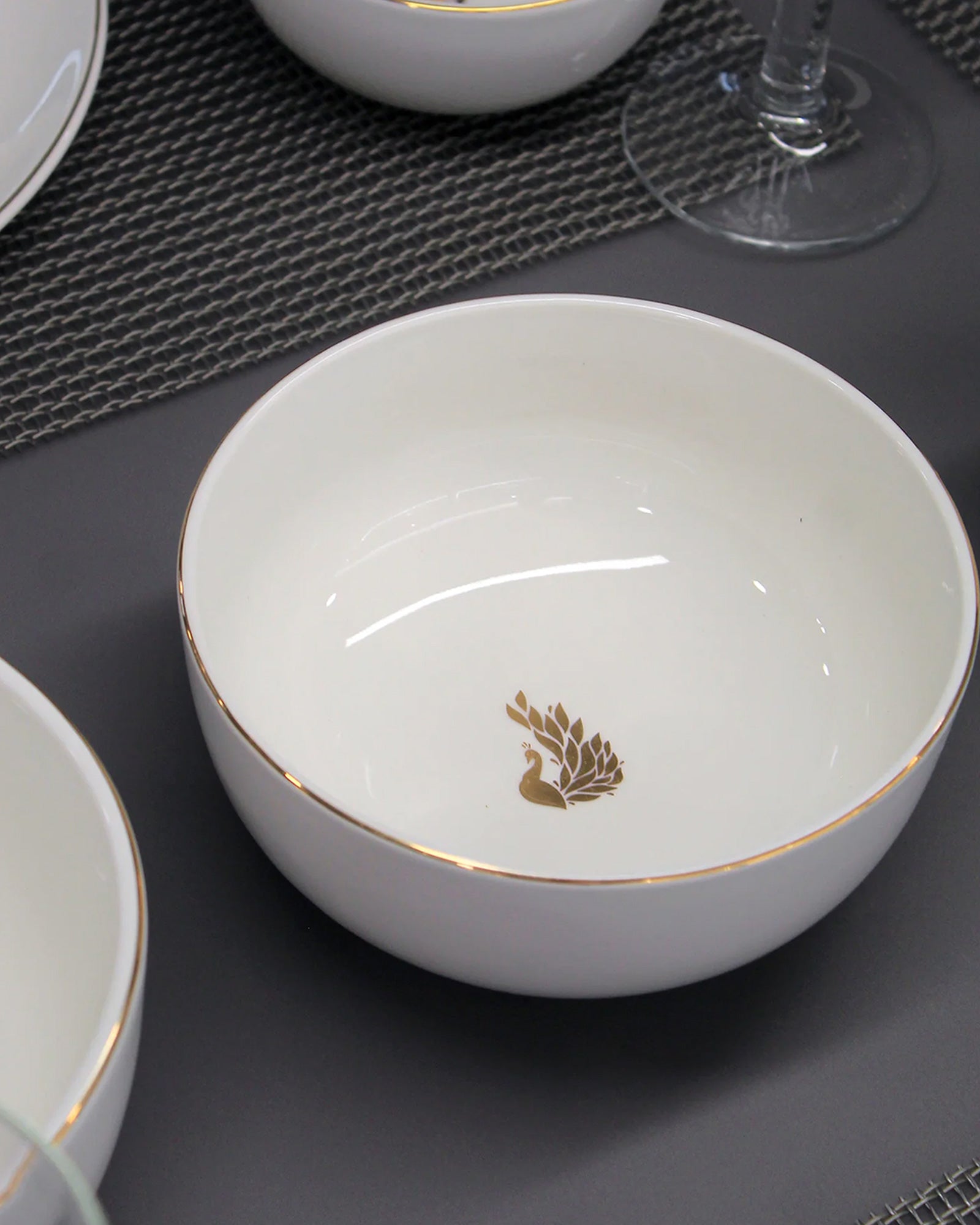 Royale Dinner Set - Ḿyur Gold (33 pcs) Success