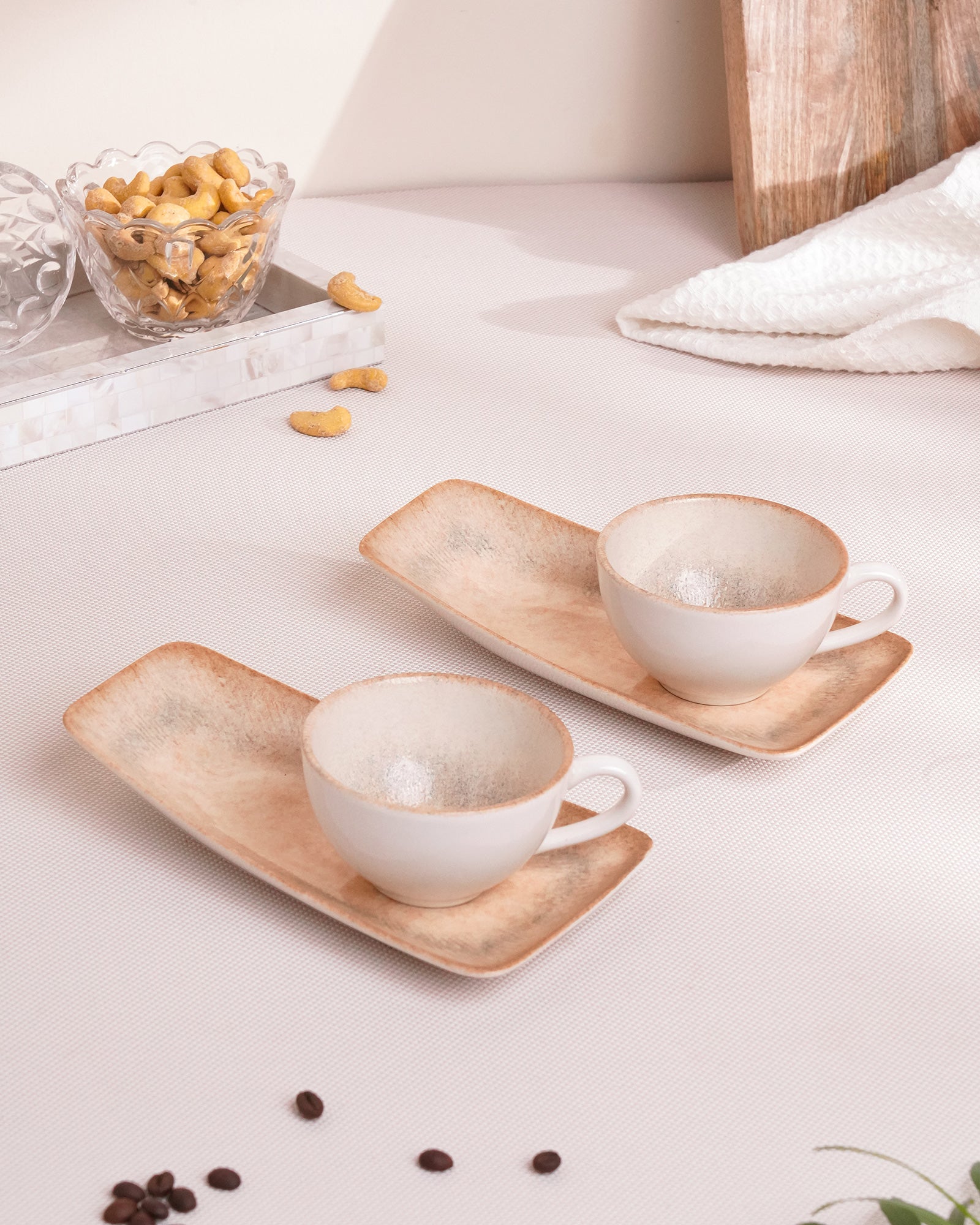 Nebula / Set of 4 || Pixel Collection Cup &amp; Saucer