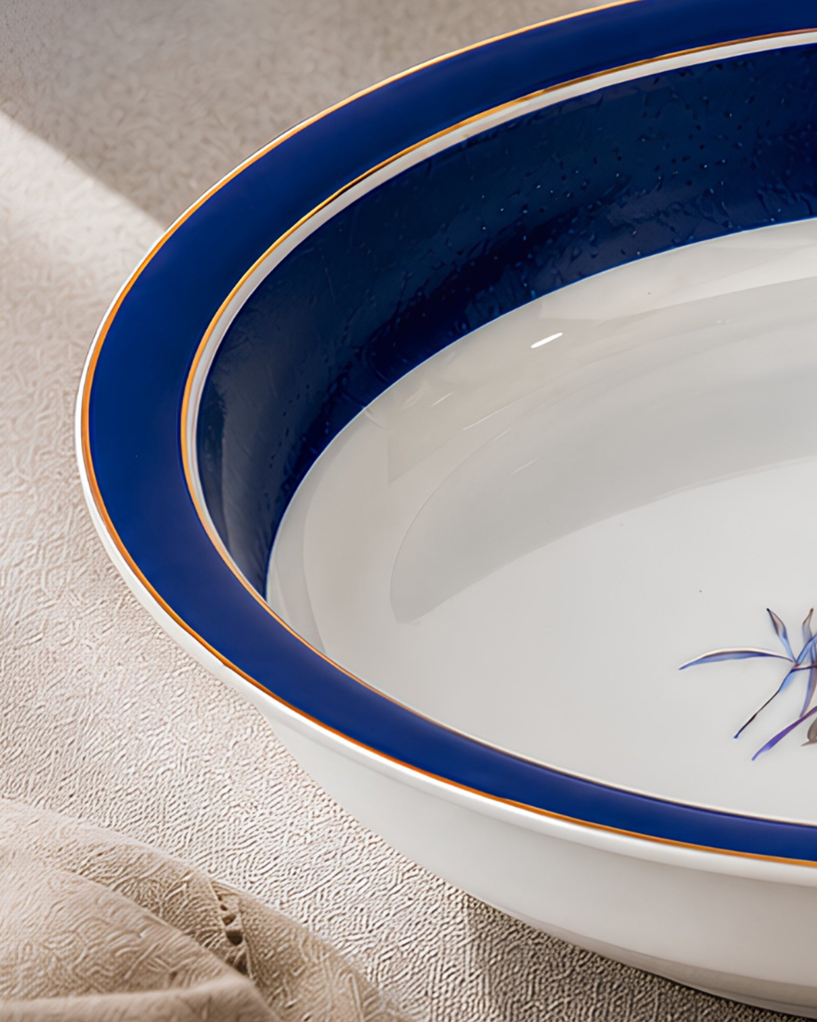 Vola Jardin Blue 21cm Plate | Limited Edition Gold Rim