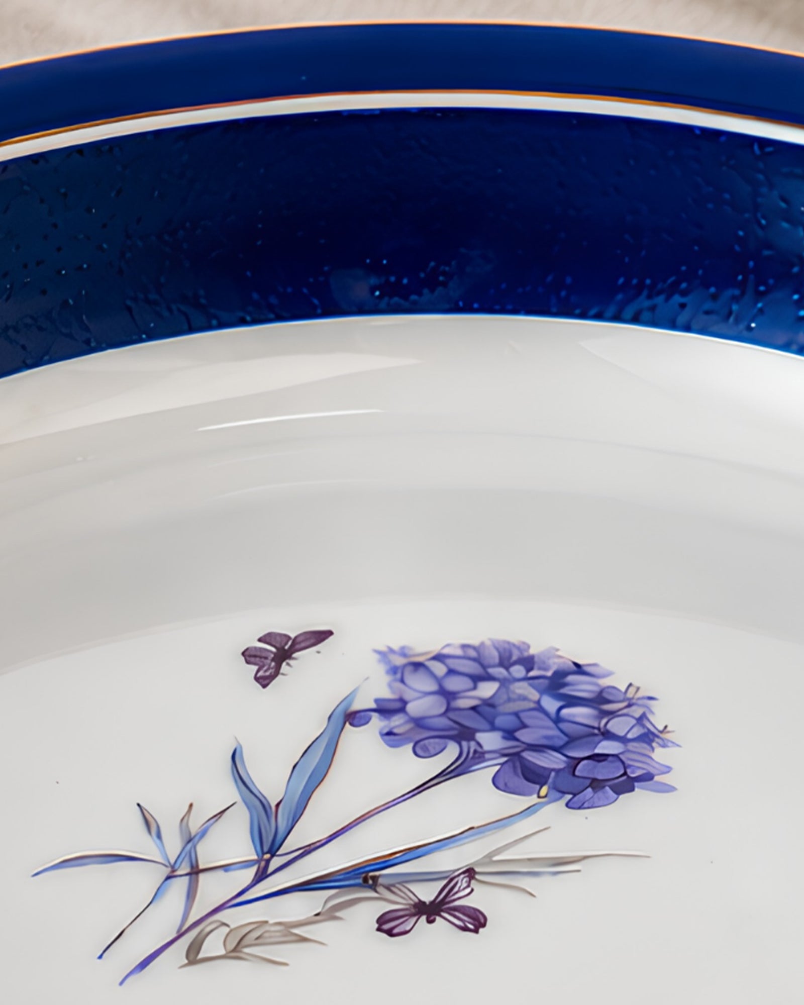 Vola Jardin Blue 21cm Plate | Limited Edition Gold Rim
