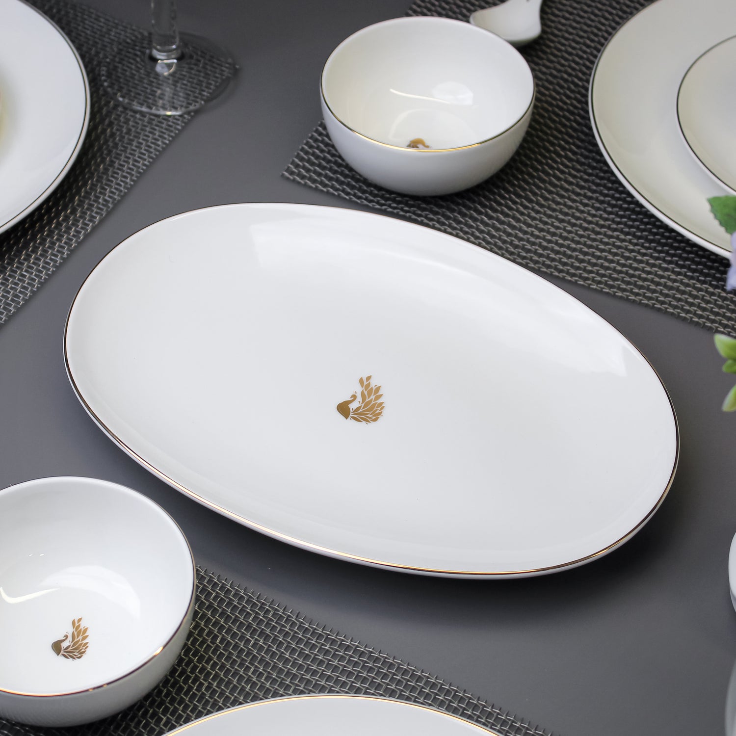 Royale Luxury Dinner set - Ḿyur Gold - 33pcs - Vola Global