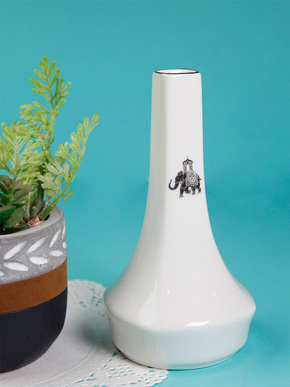 Gaj Modern Decorative Flower Vase - Vola Global